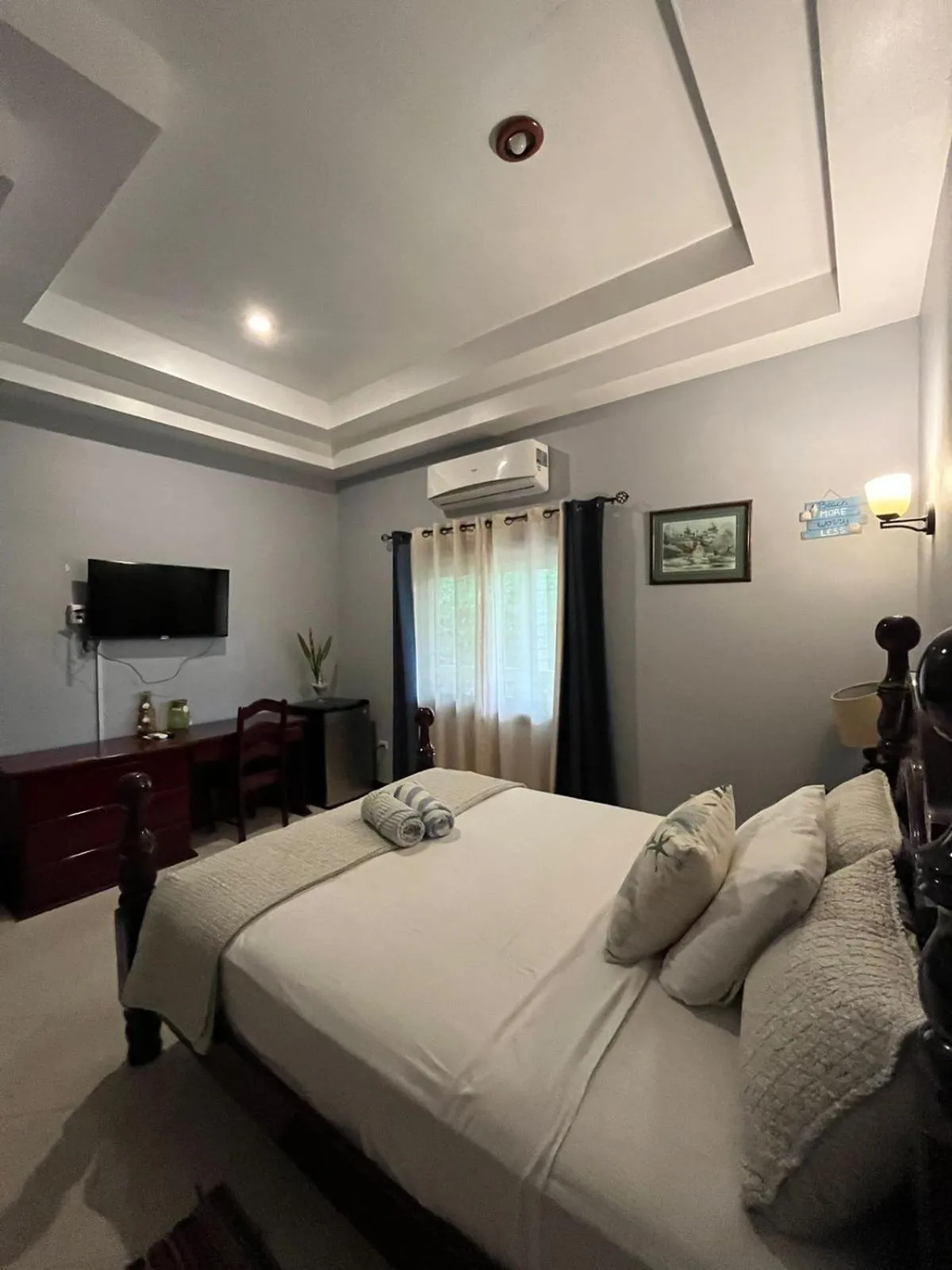 Bed in Seaside Chateau Resort