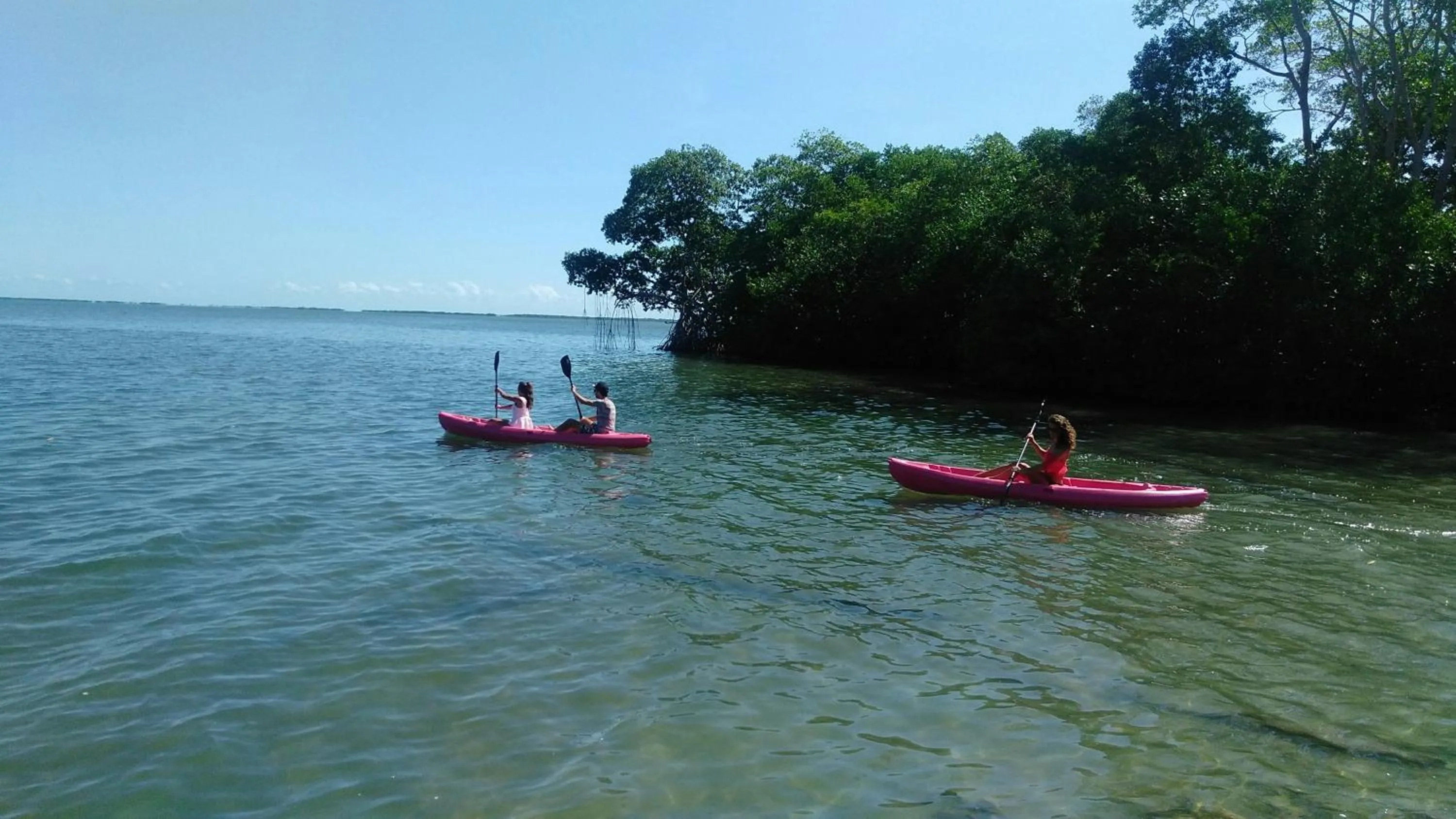 Canoeing in Seaside Chateau Resort