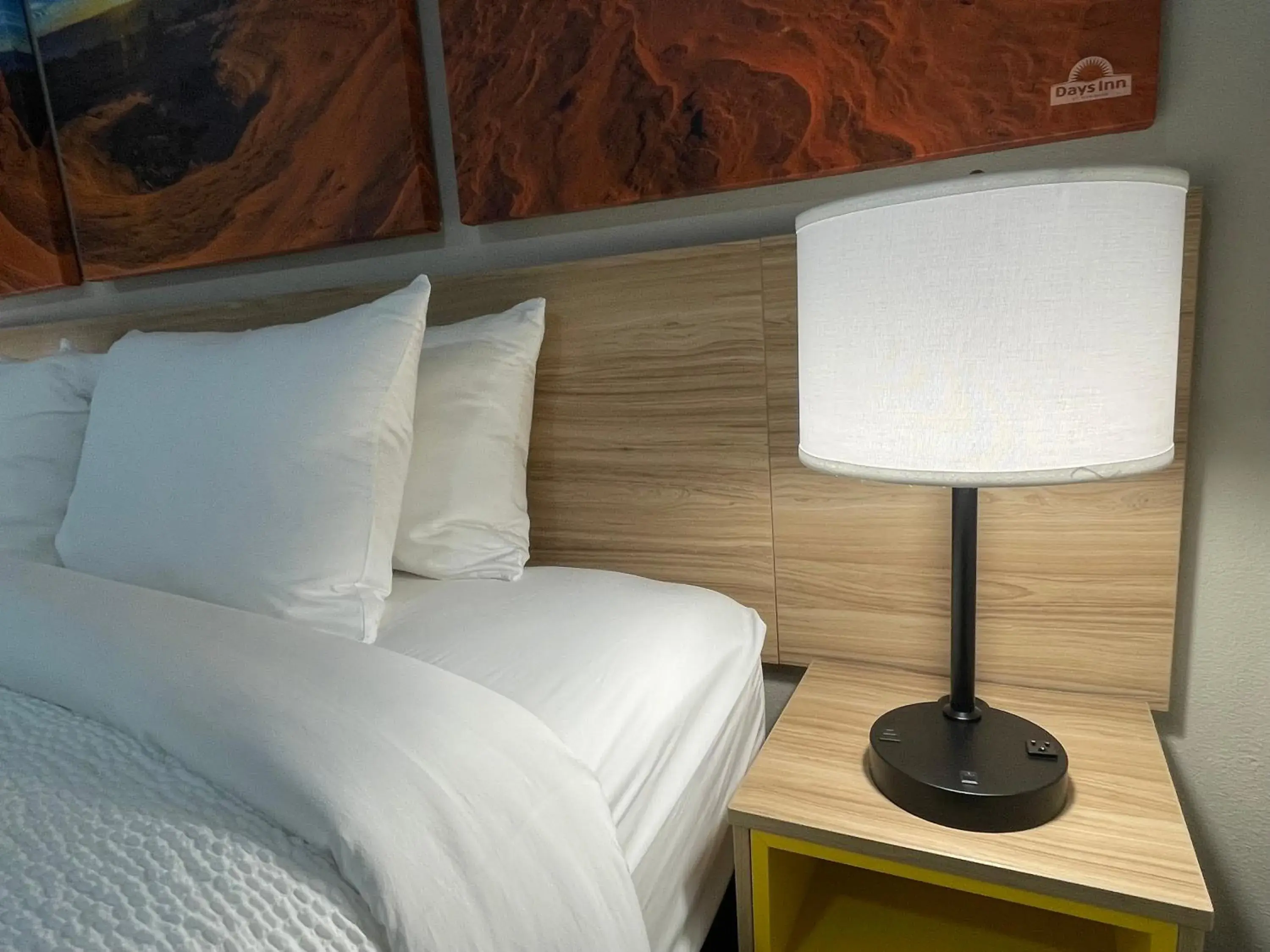 Bed in Days Inn by Wyndham Sulphur Springs Bed in Days Inn by Wyndham Sulphur Springs