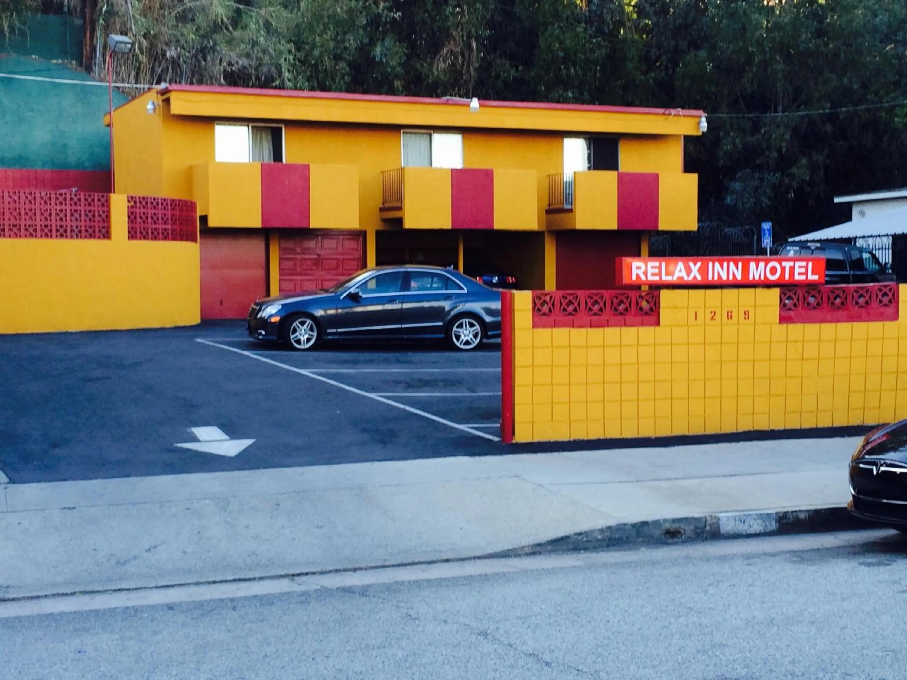 Facade/entrance in Relax Inn