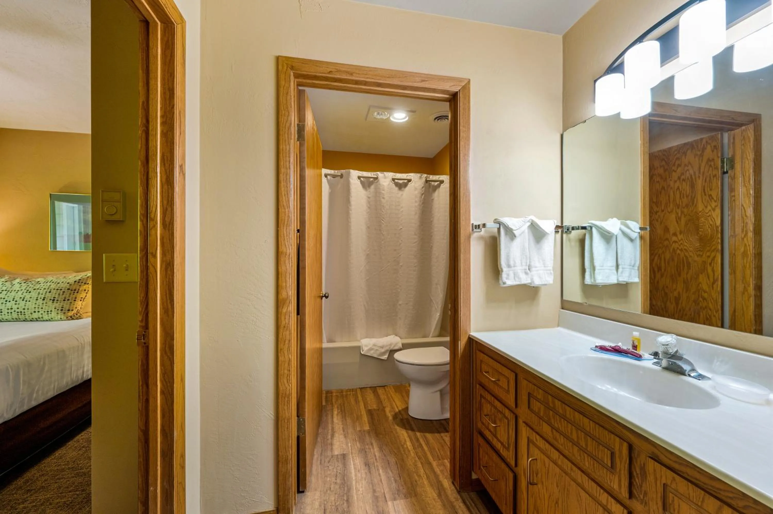 Bathroom in Somerset Inn & Suites