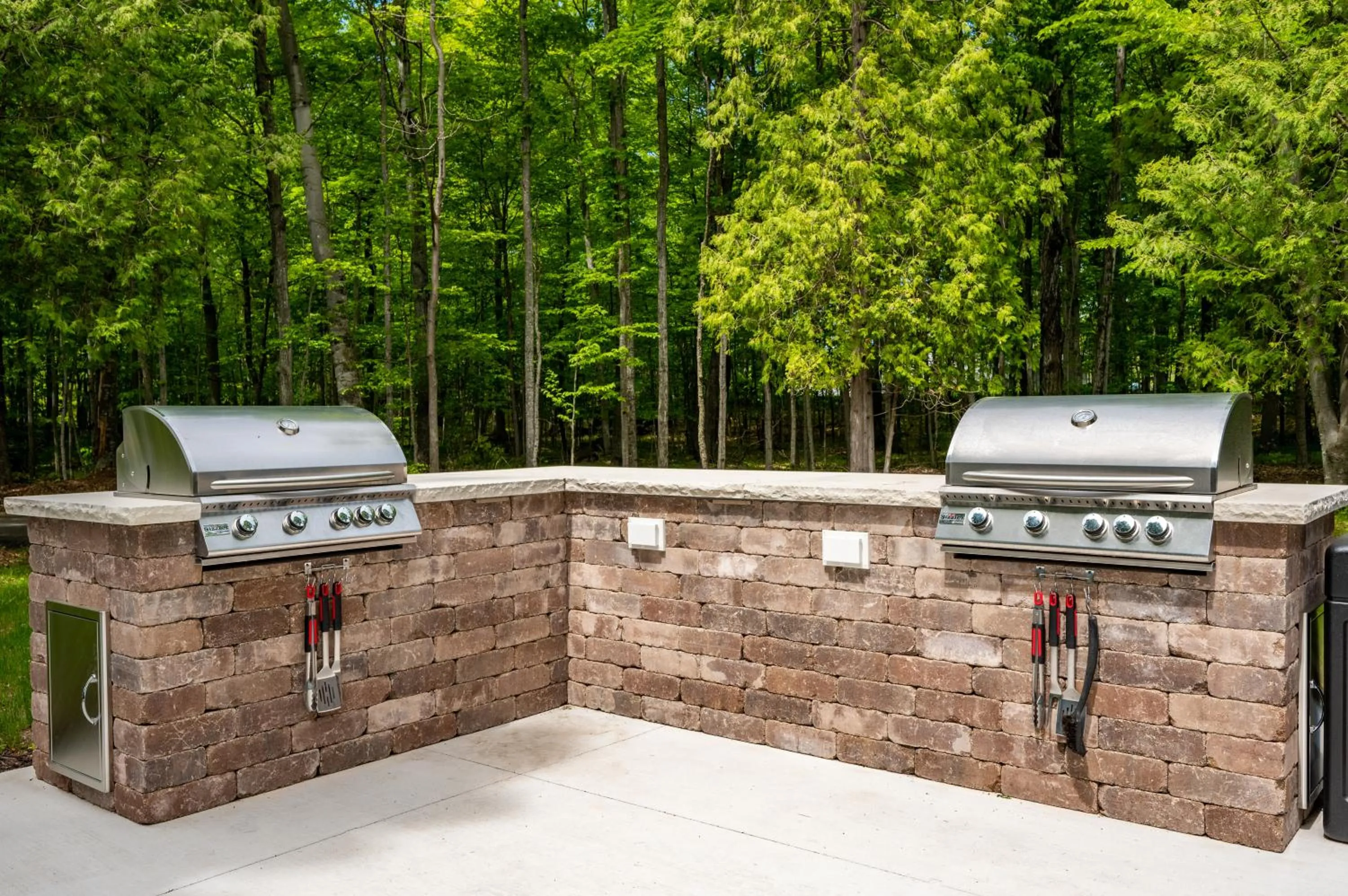 BBQ facilities in Somerset Inn & Suites
