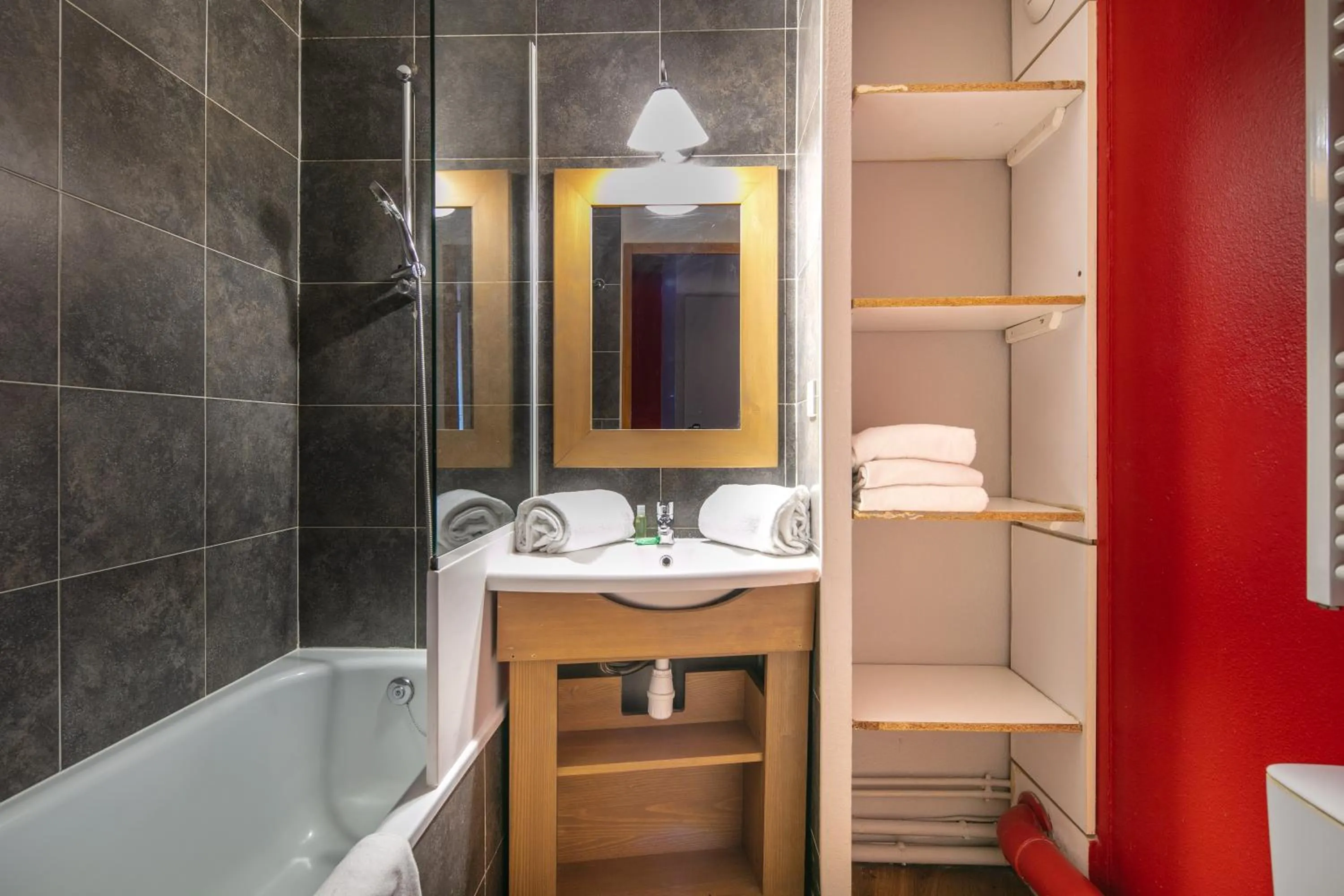 Bathroom in Résidence Pierre & Vacances L'Ours Blanc