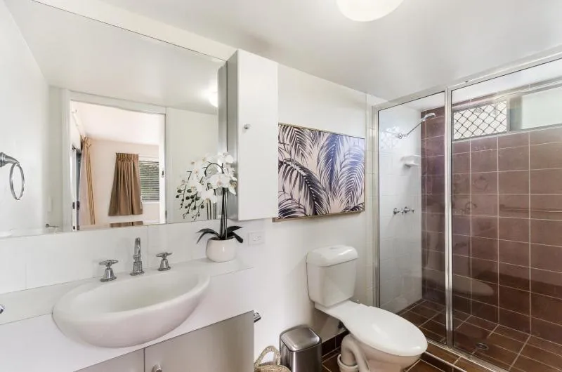 Shower in City Stadium Apartment on the riverfront