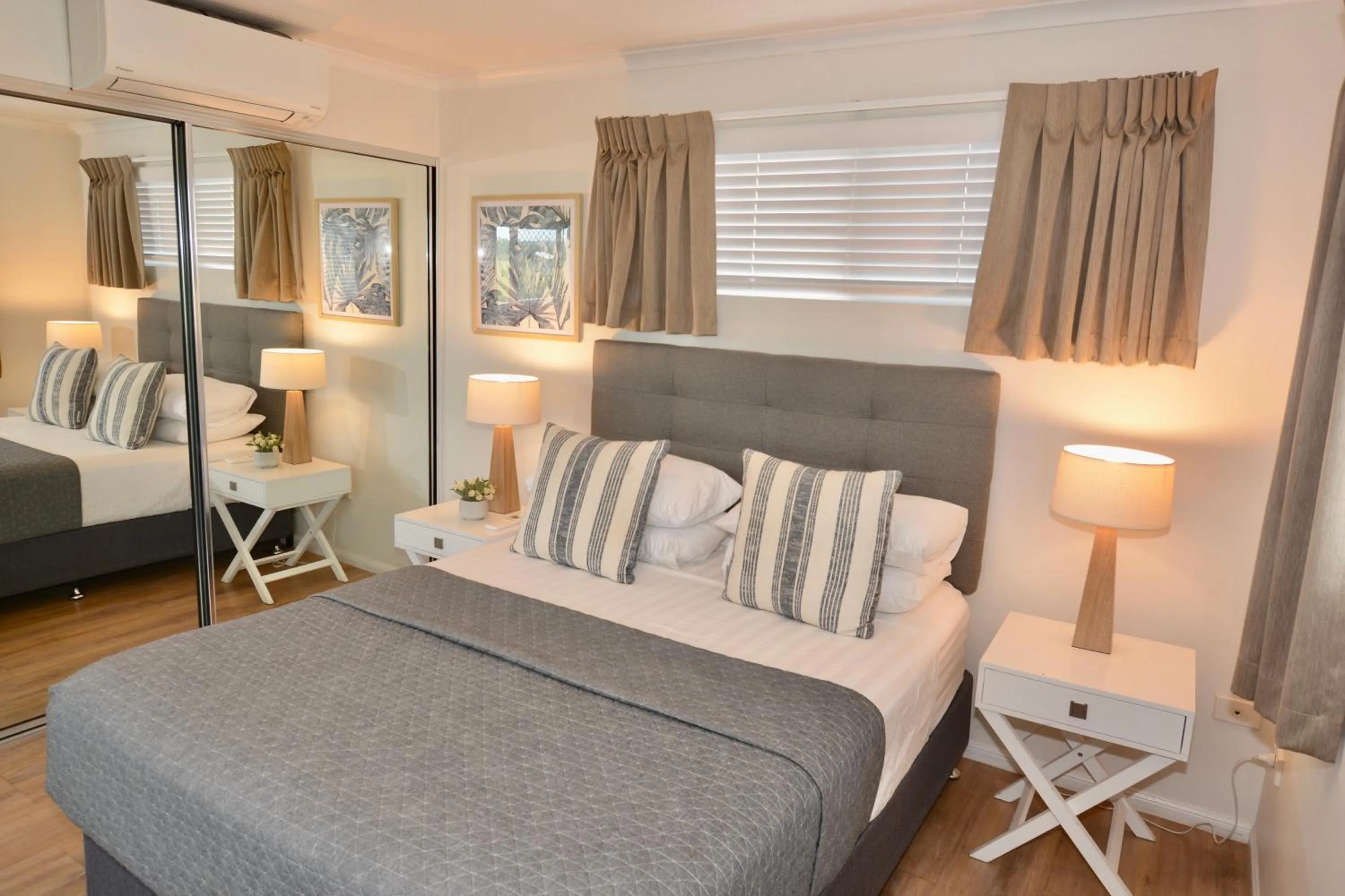 Bedroom, Bed in City Stadium Apartment on the riverfront