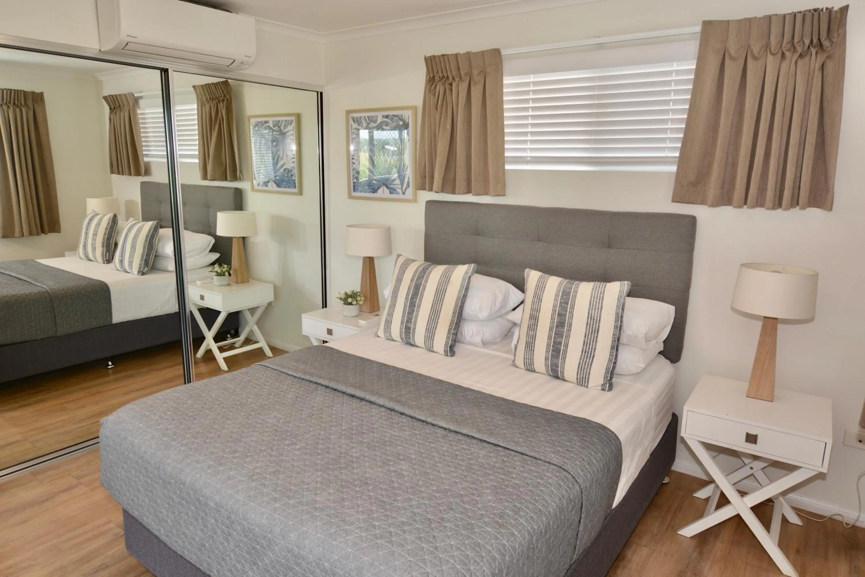 Bedroom, Bed in City Stadium Apartment on the riverfront