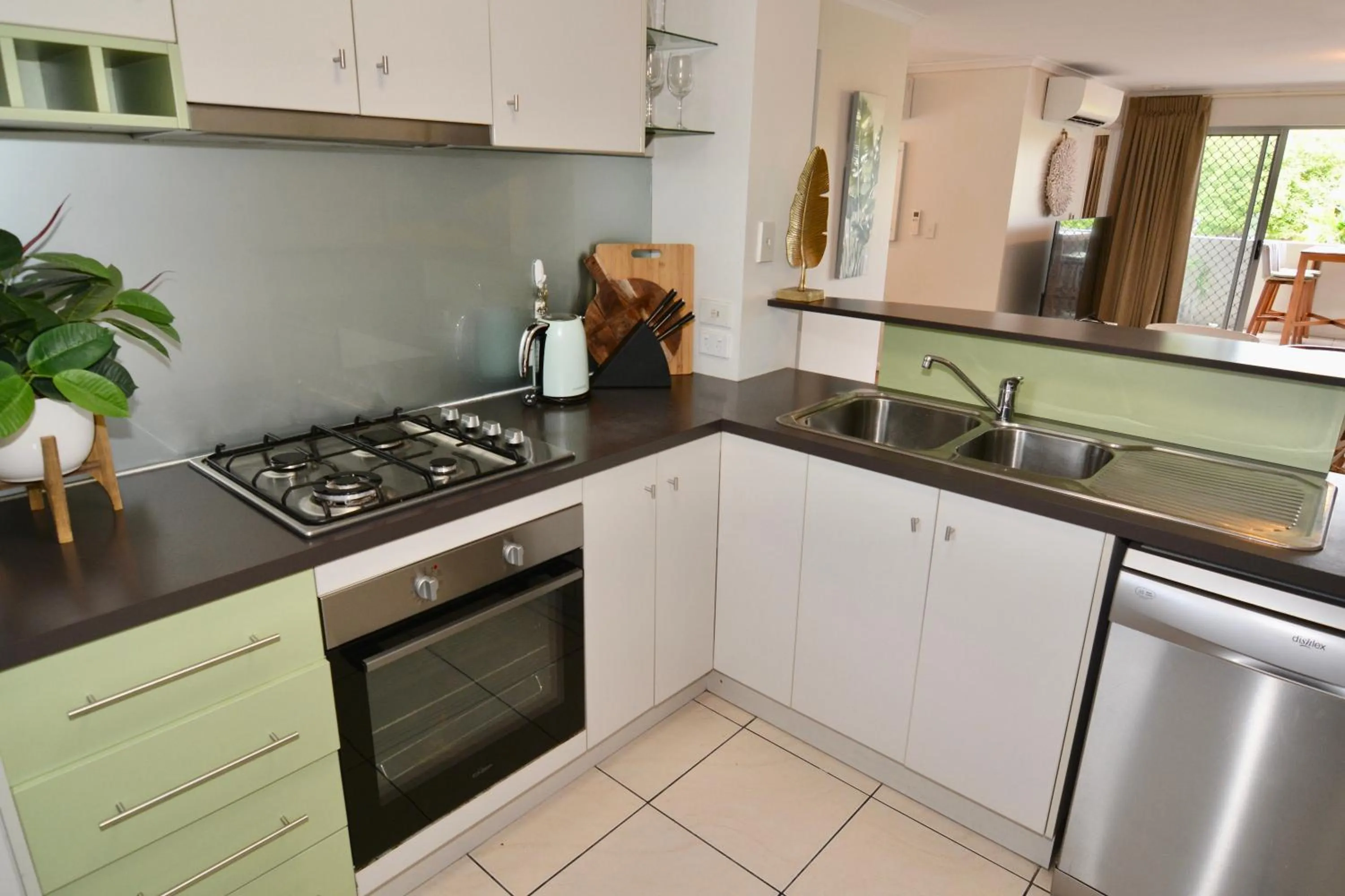 Kitchen or kitchenette in City Stadium Apartment on the riverfront