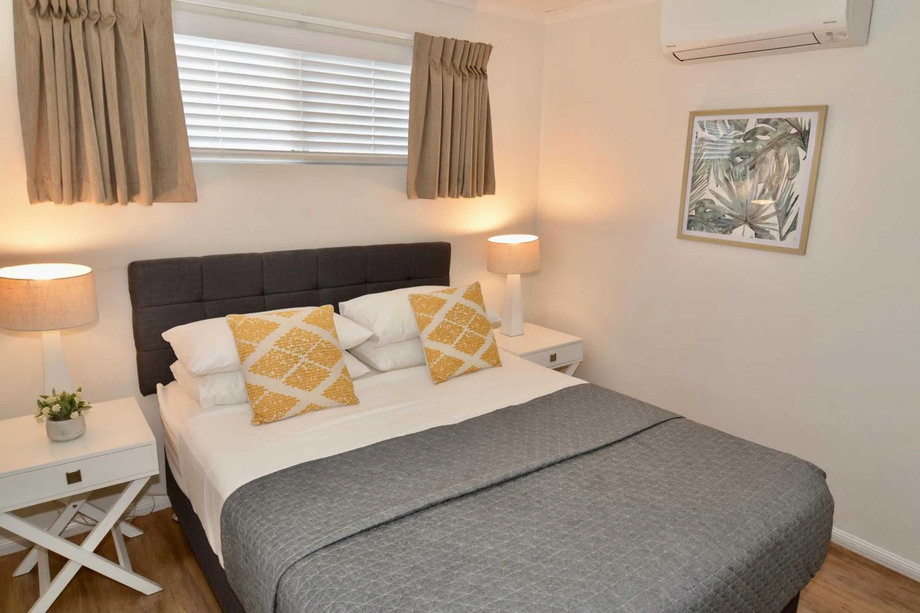 Bedroom, Bed in City Stadium Apartment on the riverfront