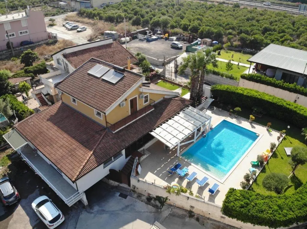 Affitta camere Vittoria House