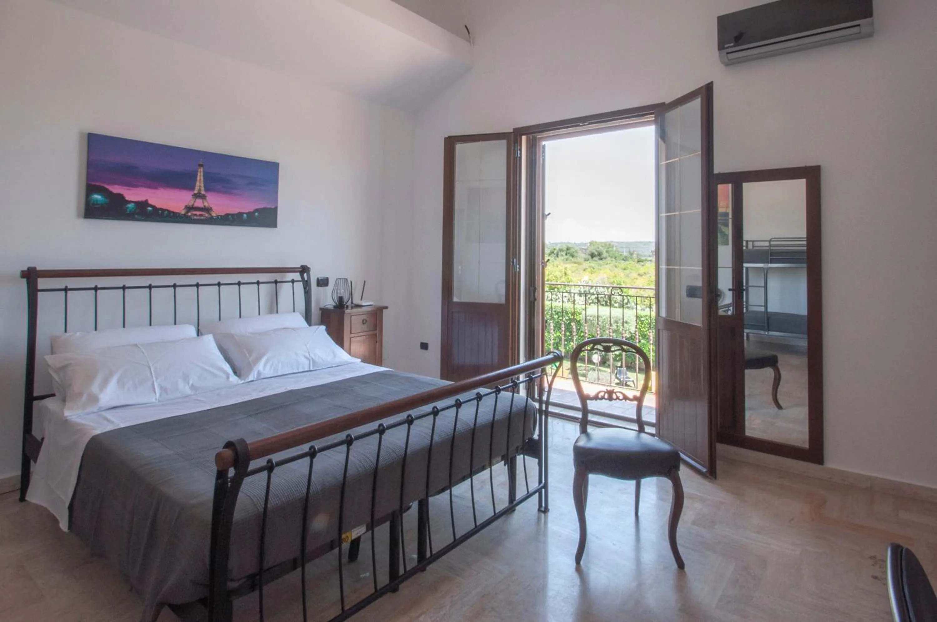 Balcony/Terrace, Bed in Affitta camere Vittoria House