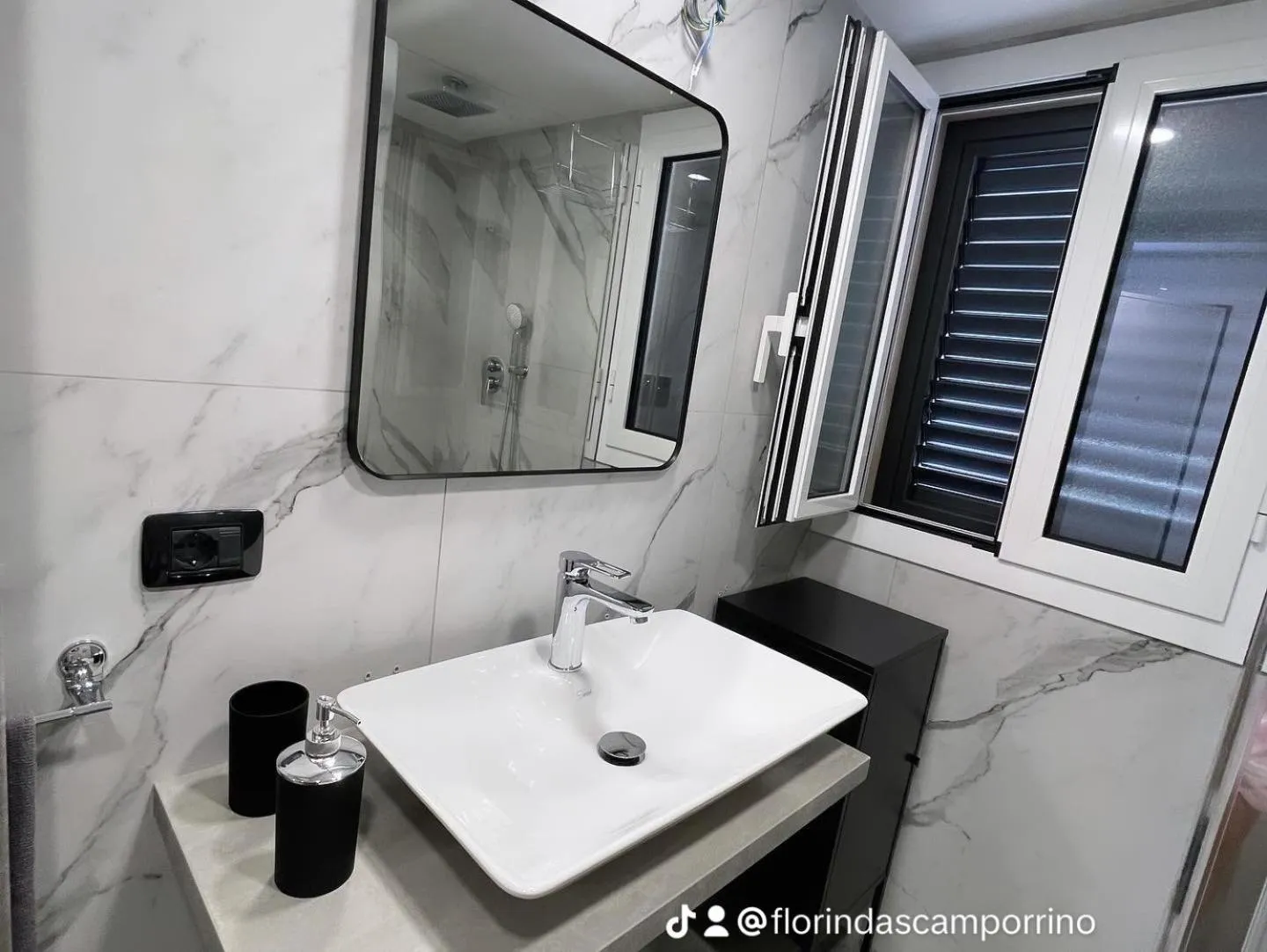 Affitta camere Vittoria House