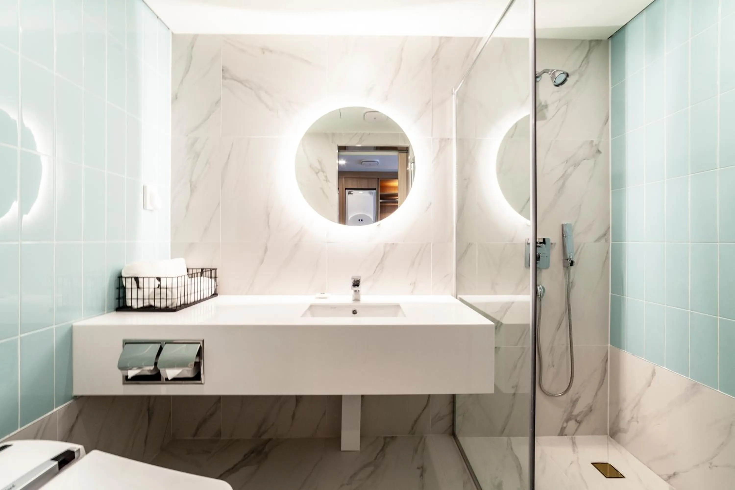 Shower in Ocean 2Heaven Hotel Busan