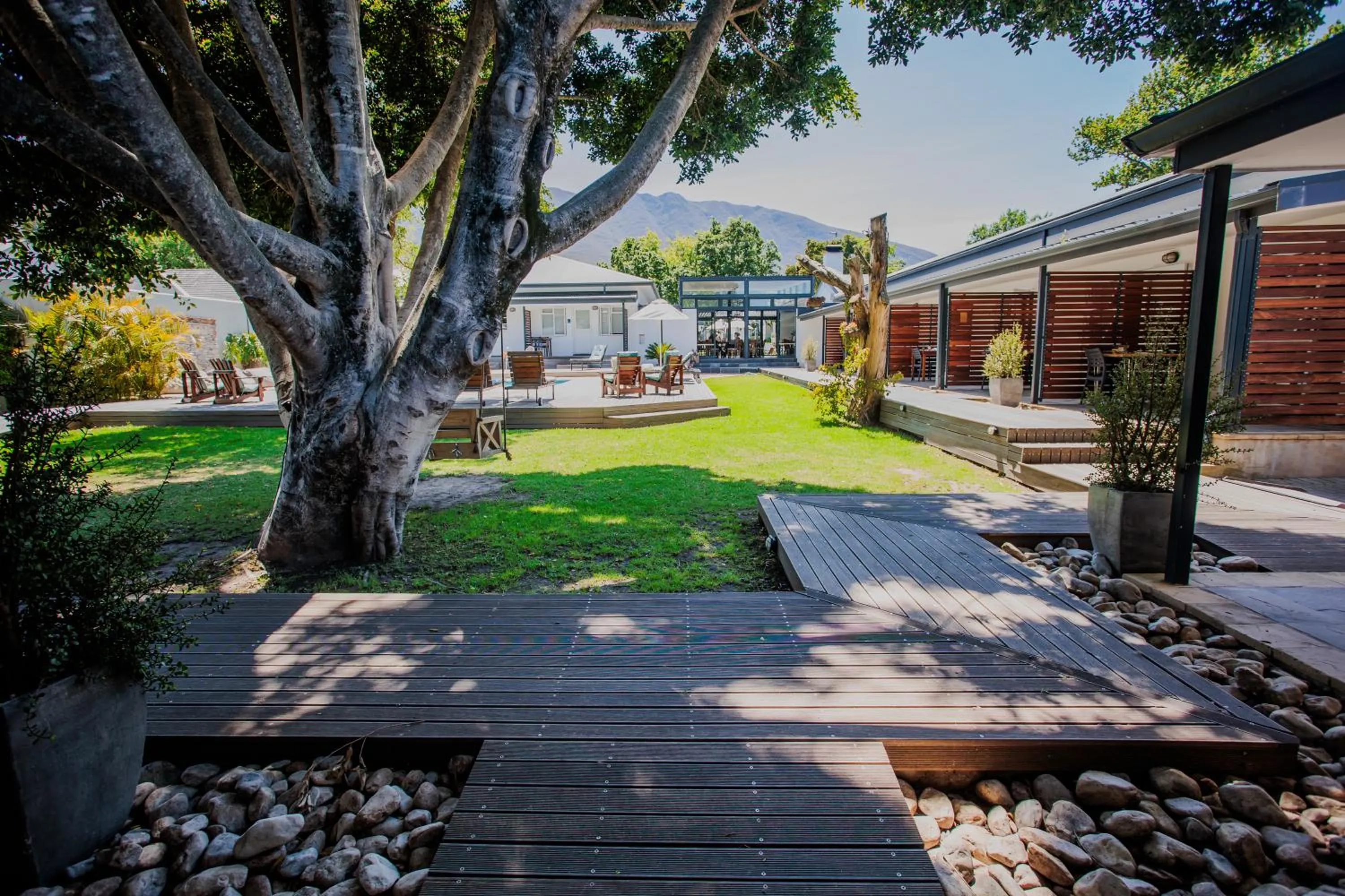 Swimming pool in Aan de Eike Guest House