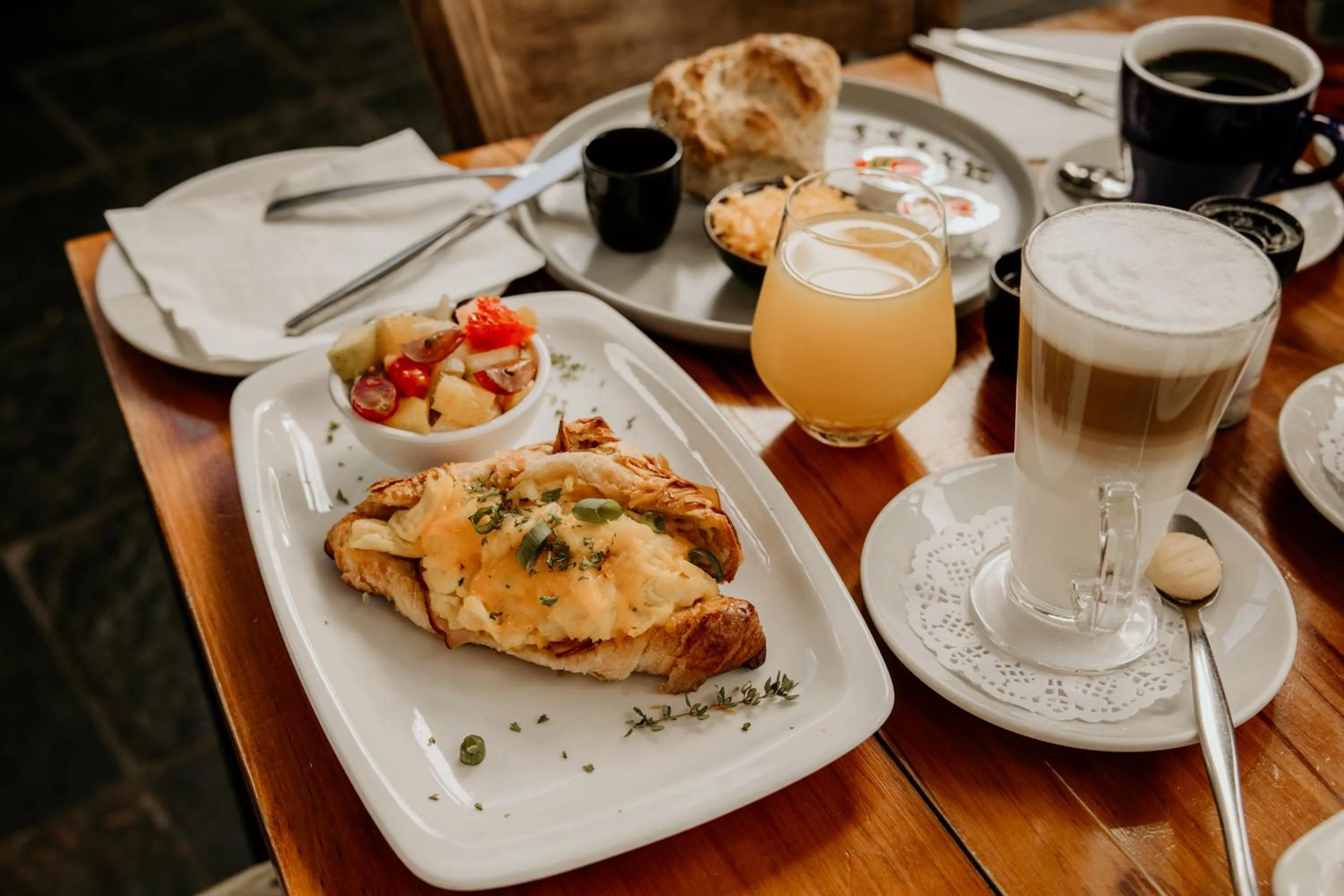 Restaurant/places to eat in Aan de Eike Guest House