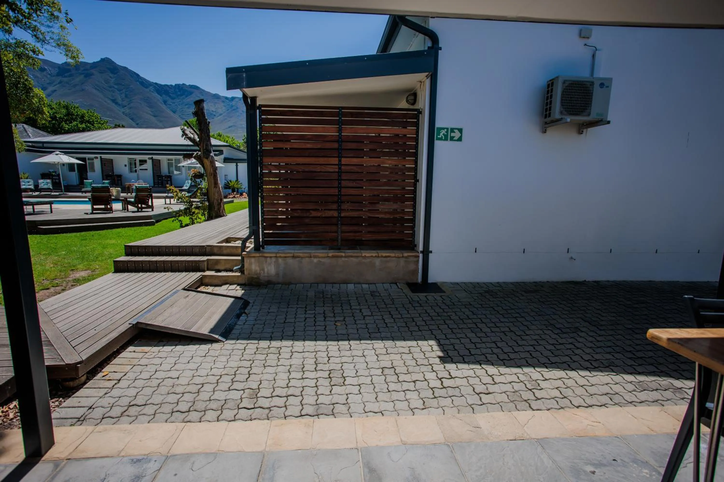 Inner courtyard view in Aan de Eike Guest House