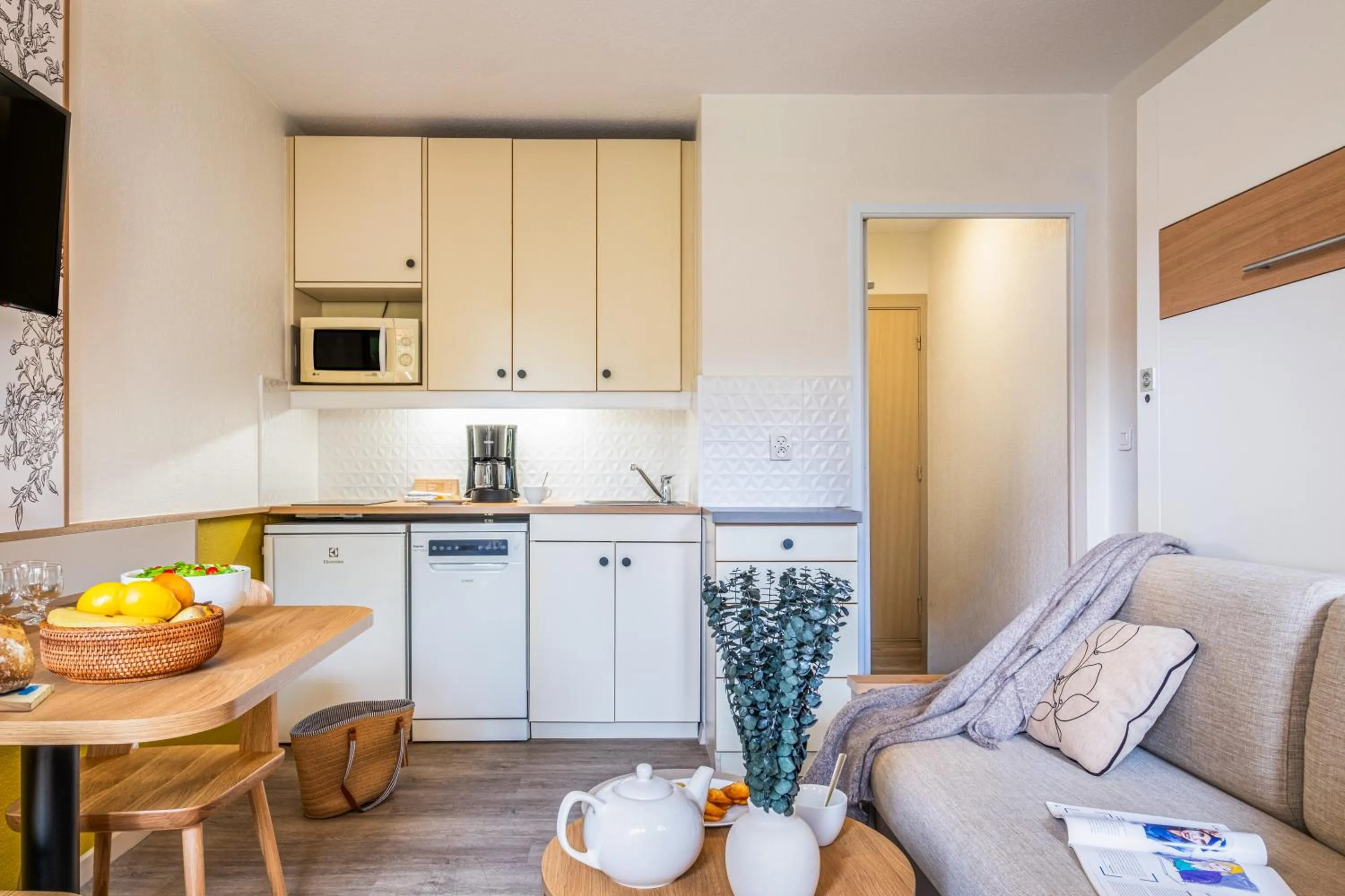 TV and multimedia in Résidence Pierre & Vacances Les Citronniers