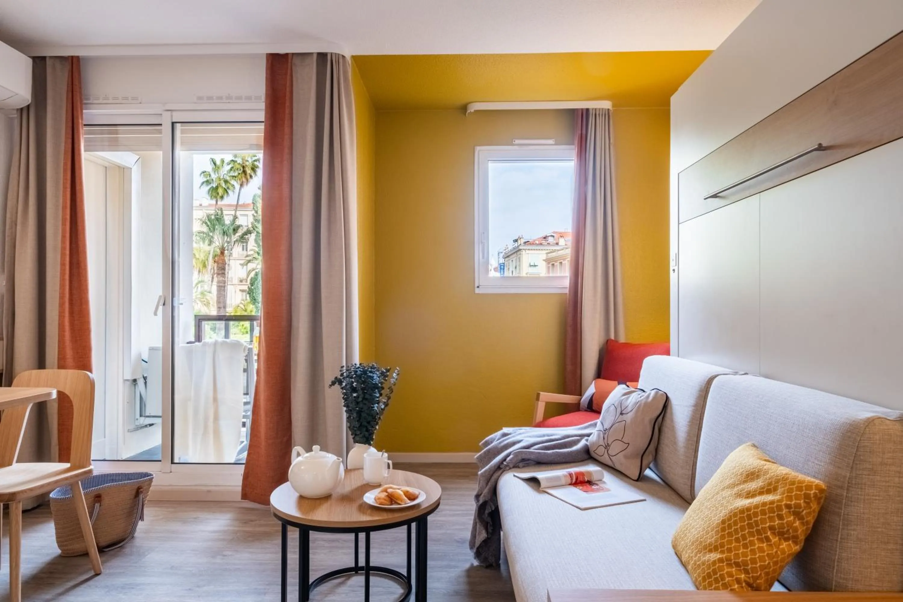 Seating area in Résidence Pierre & Vacances Les Citronniers