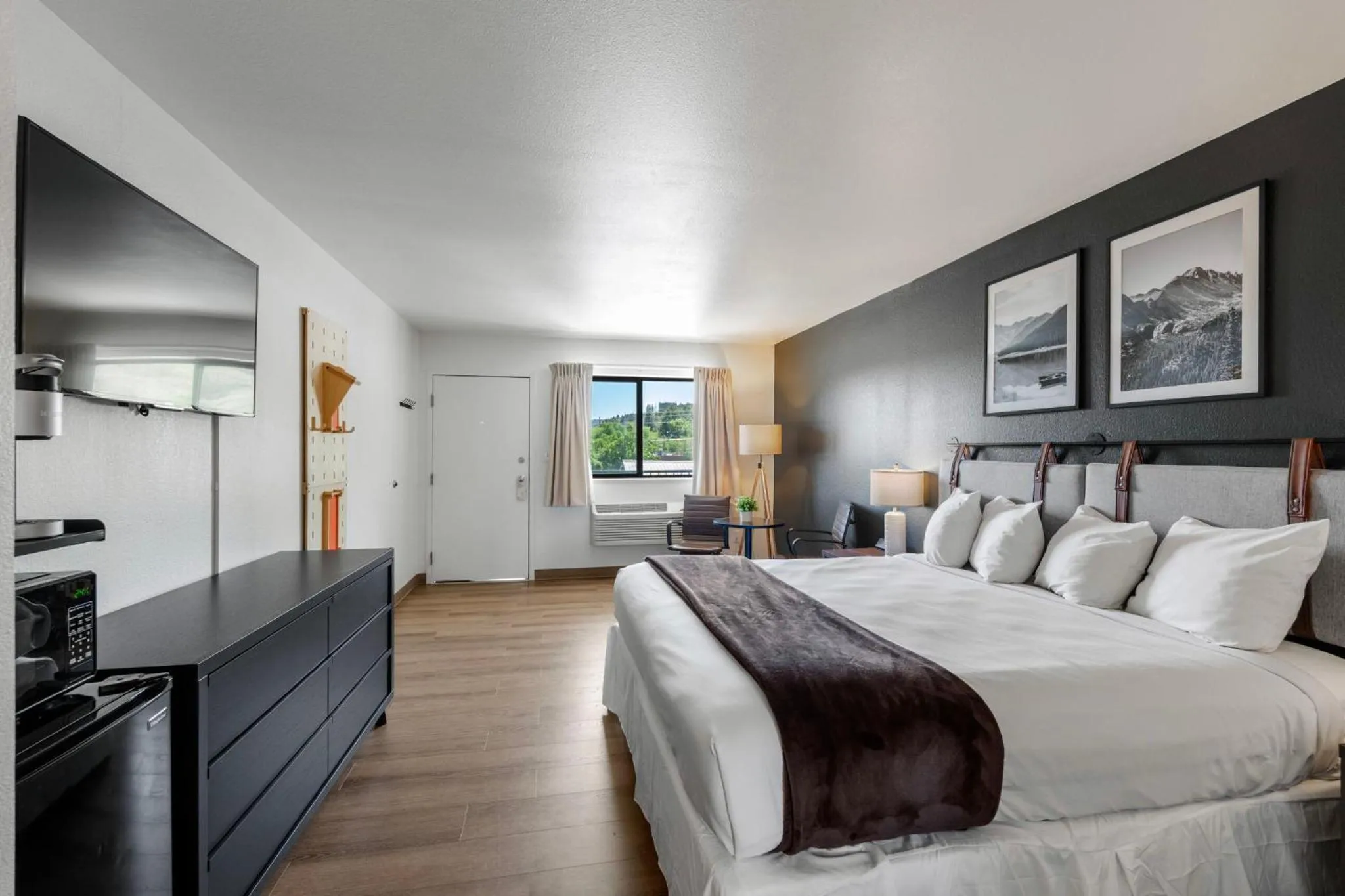 Bed in Adventure Inn Durango