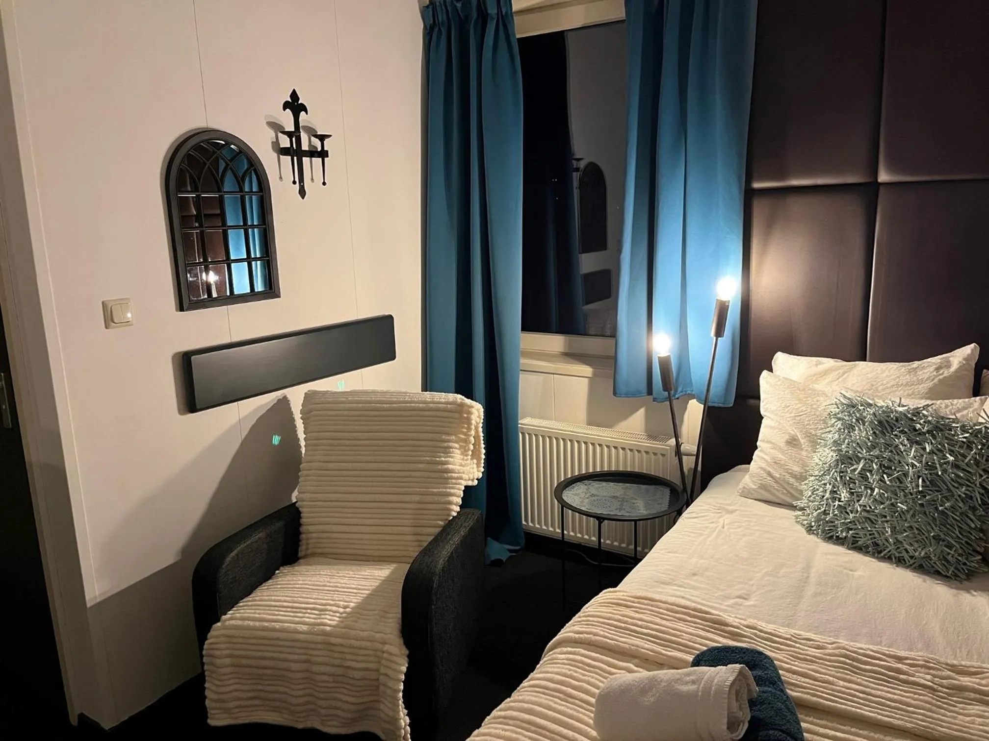 Bed in Hotel Dijkzicht