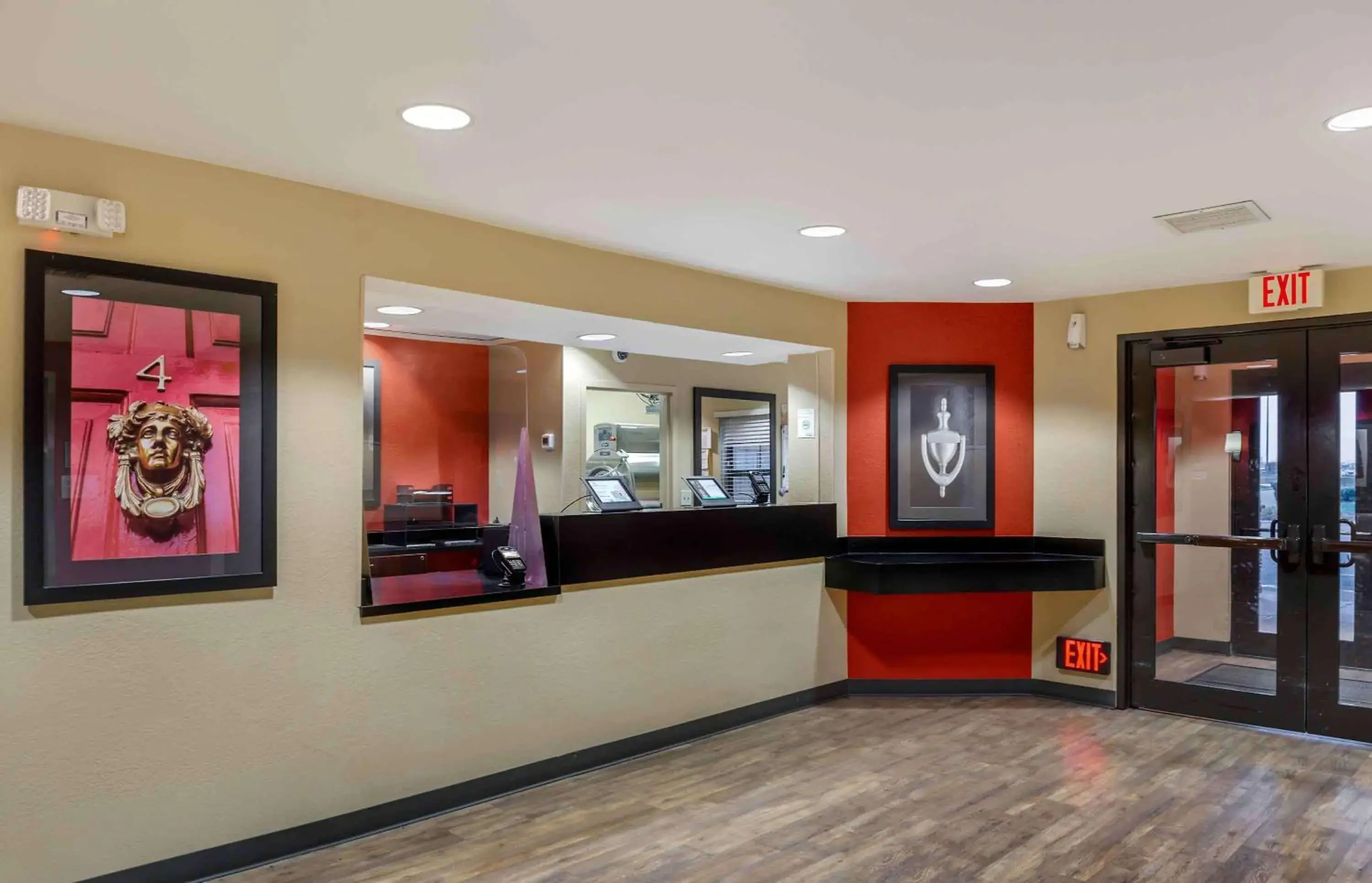 Lobby or reception in Extended Stay America Suites - Columbus - NE - I-270 Lobby or reception in Extended Stay America Suites - Columbus - NE - I-270