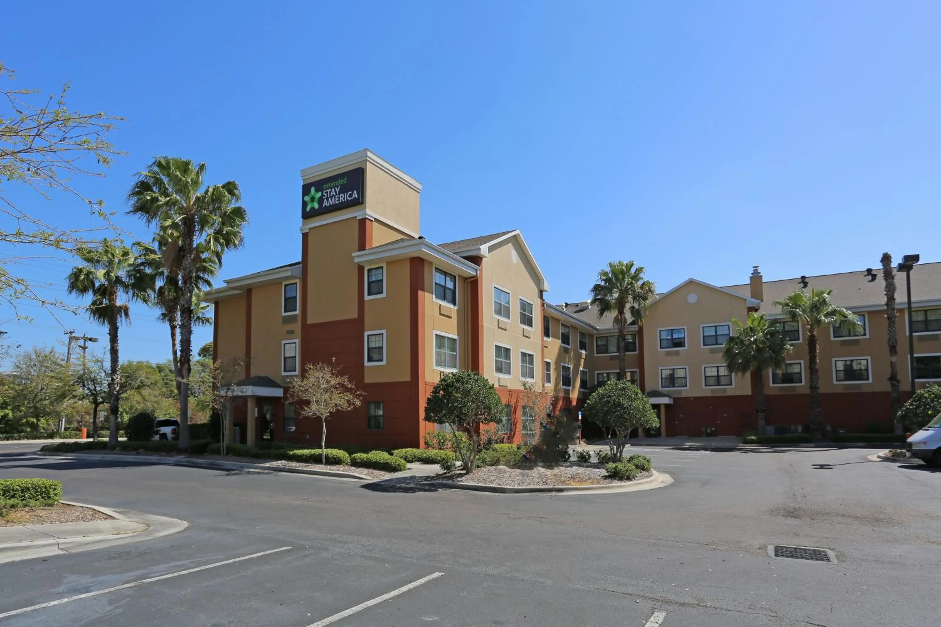 Property building in Extended Stay America Suites - Tampa - Airport - Spruce Street