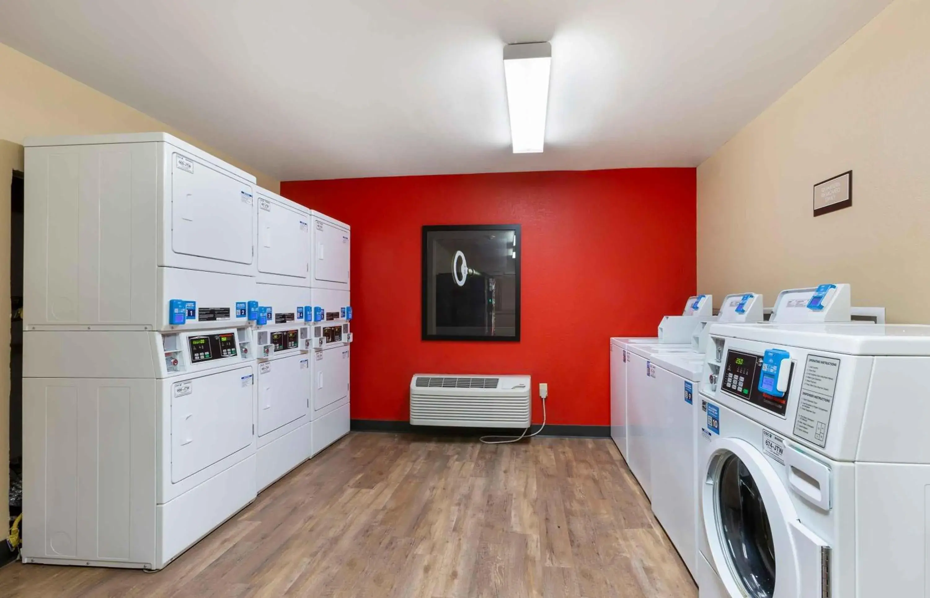 Property building in Extended Stay America Suites - Phoenix - Mesa Property building in Extended Stay America Suites - Phoenix - Mesa