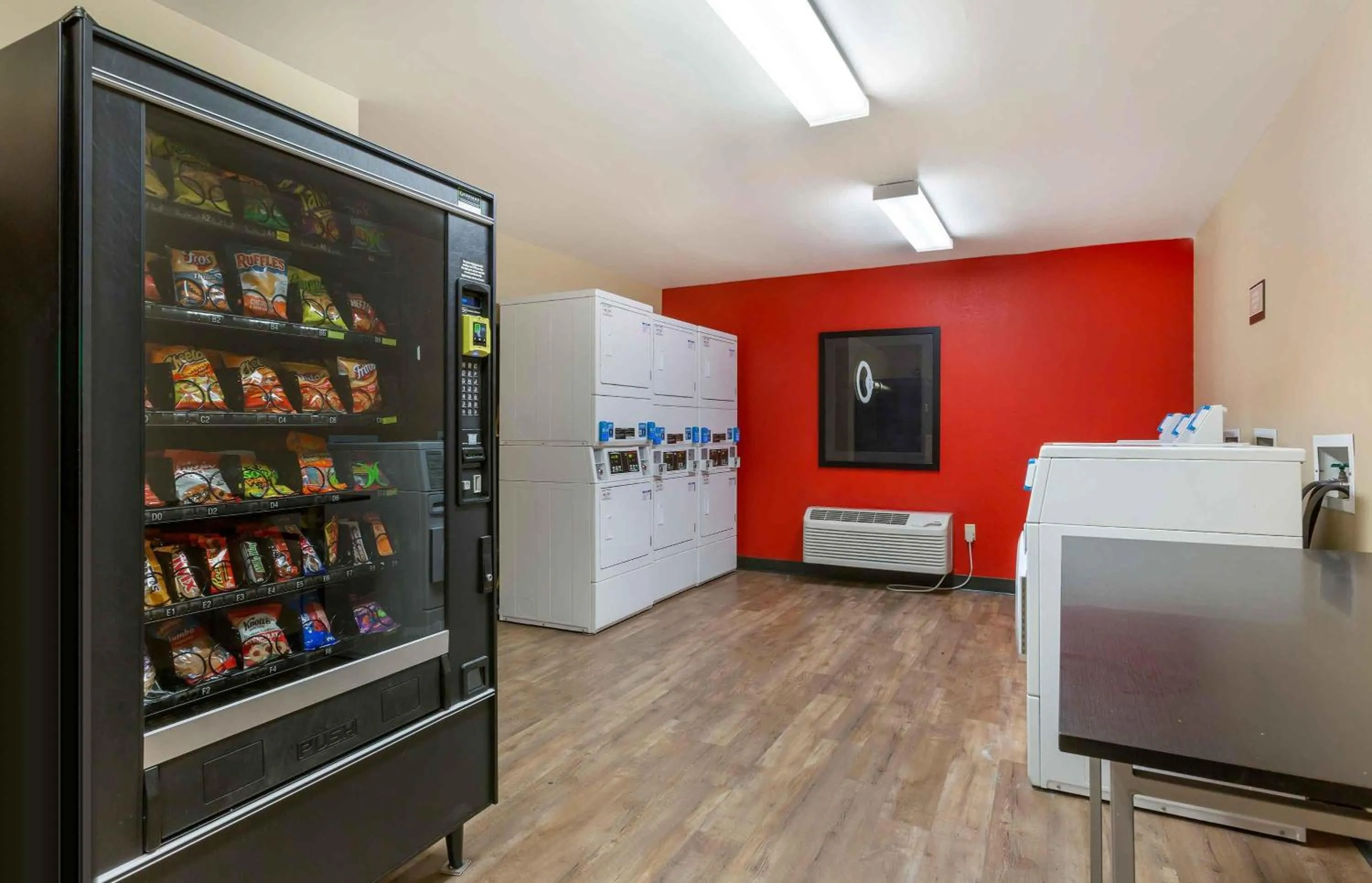 Property building in Extended Stay America Suites - Phoenix - Mesa