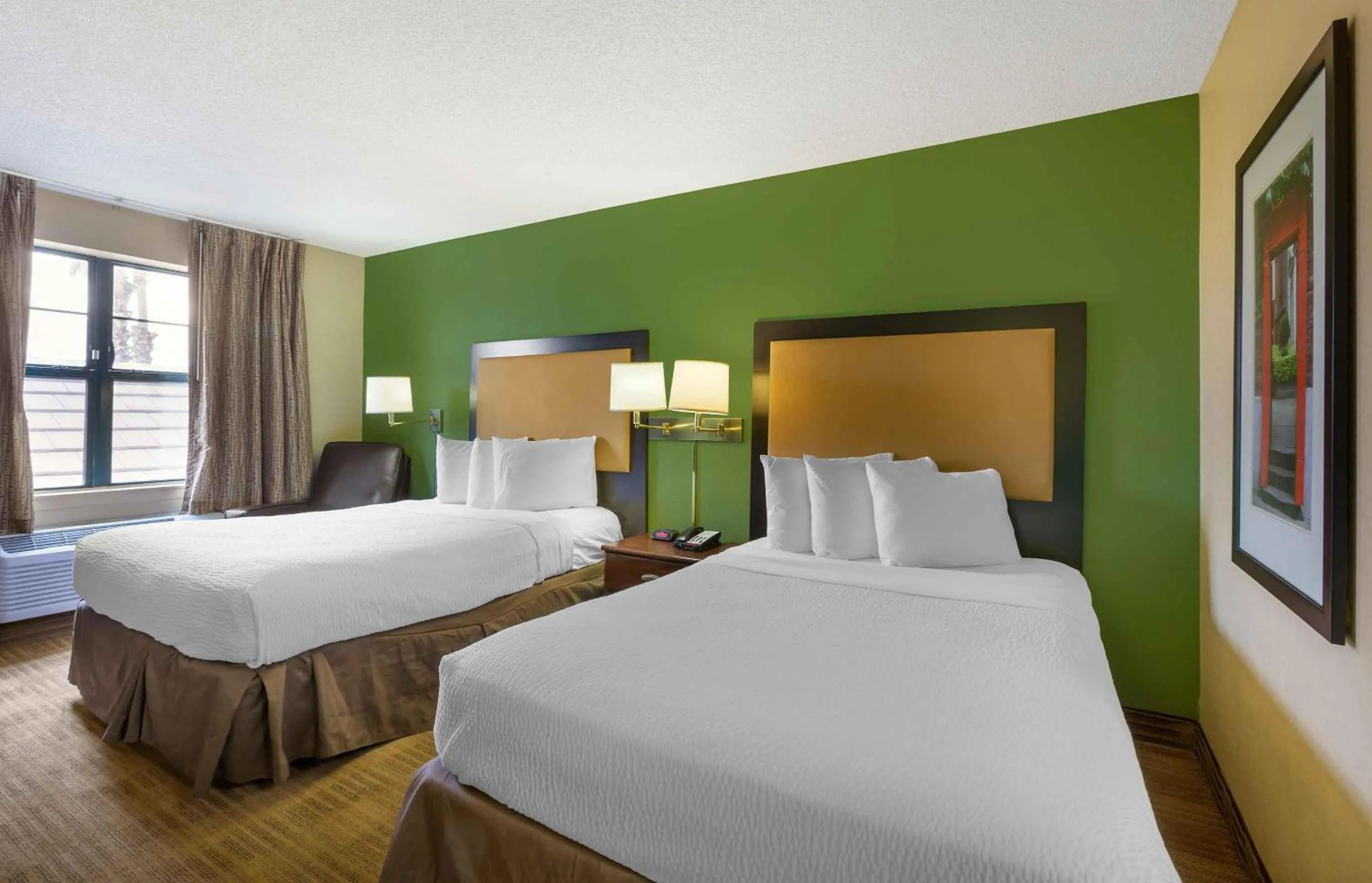 Bedroom, Bed in Extended Stay America Suites - Phoenix - Mesa