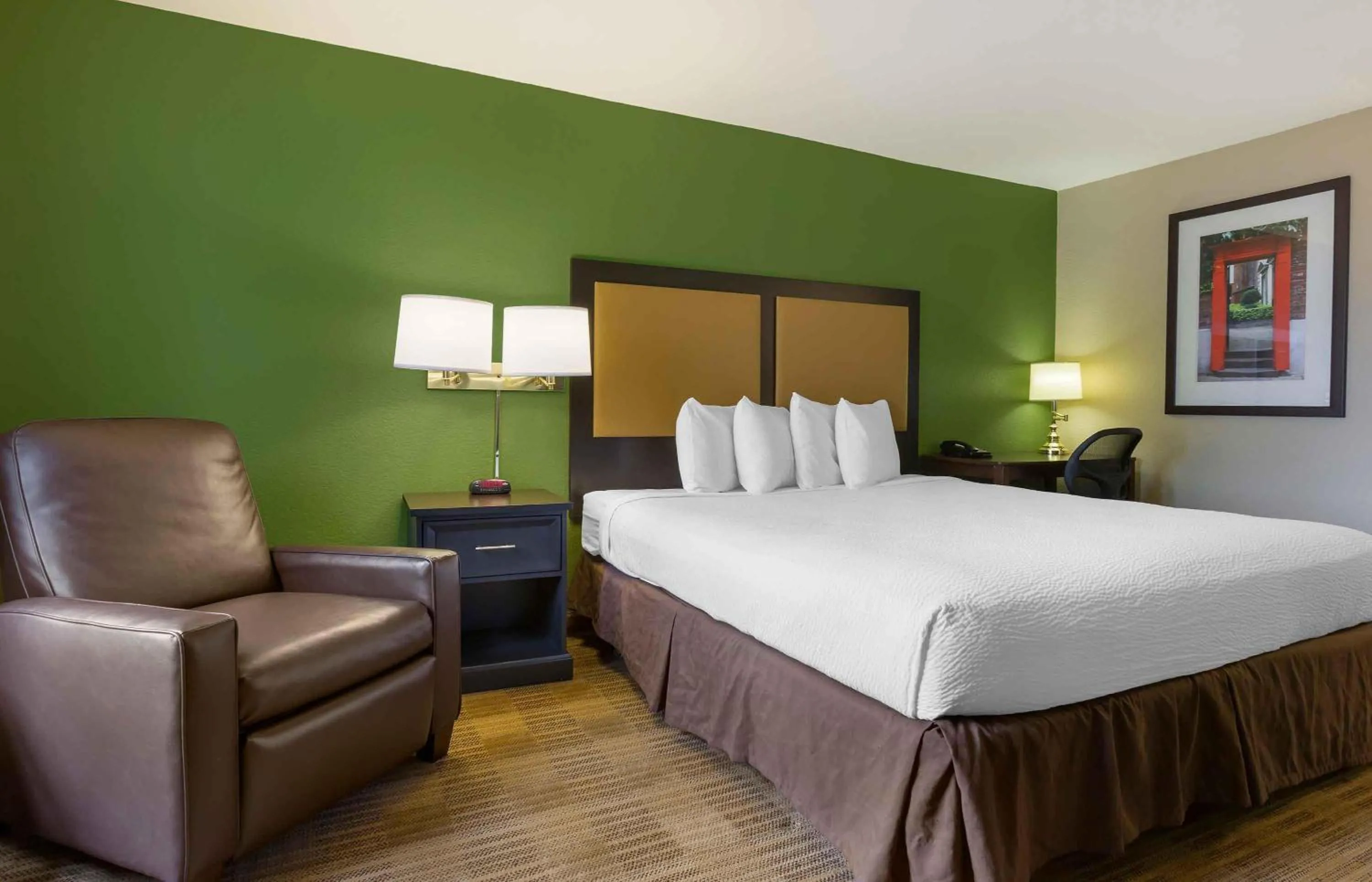 Bedroom, Bed in Extended Stay America Suites - Phoenix - Mesa