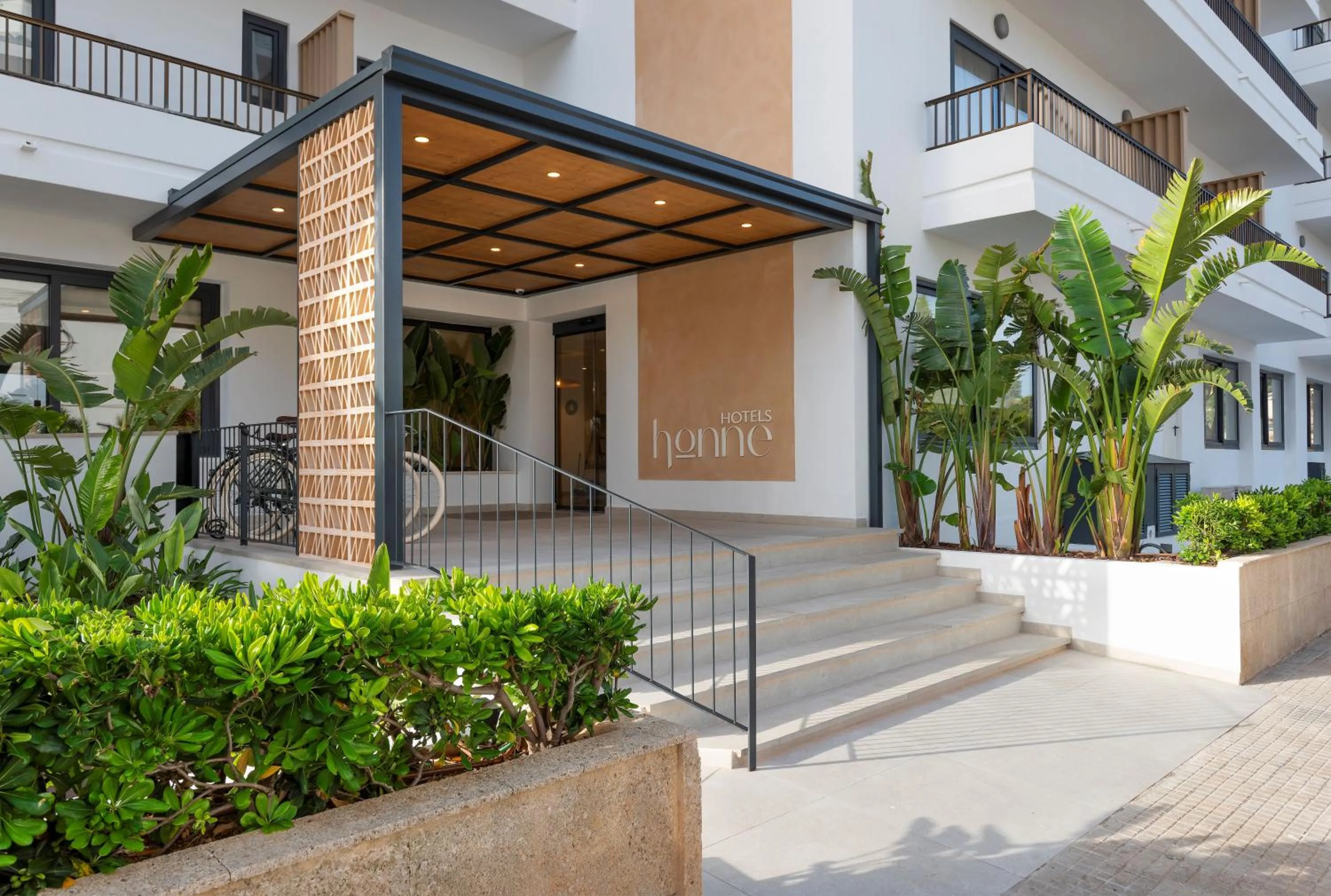 Facade/entrance in Copaiba by Honne Hotels - Adults Only