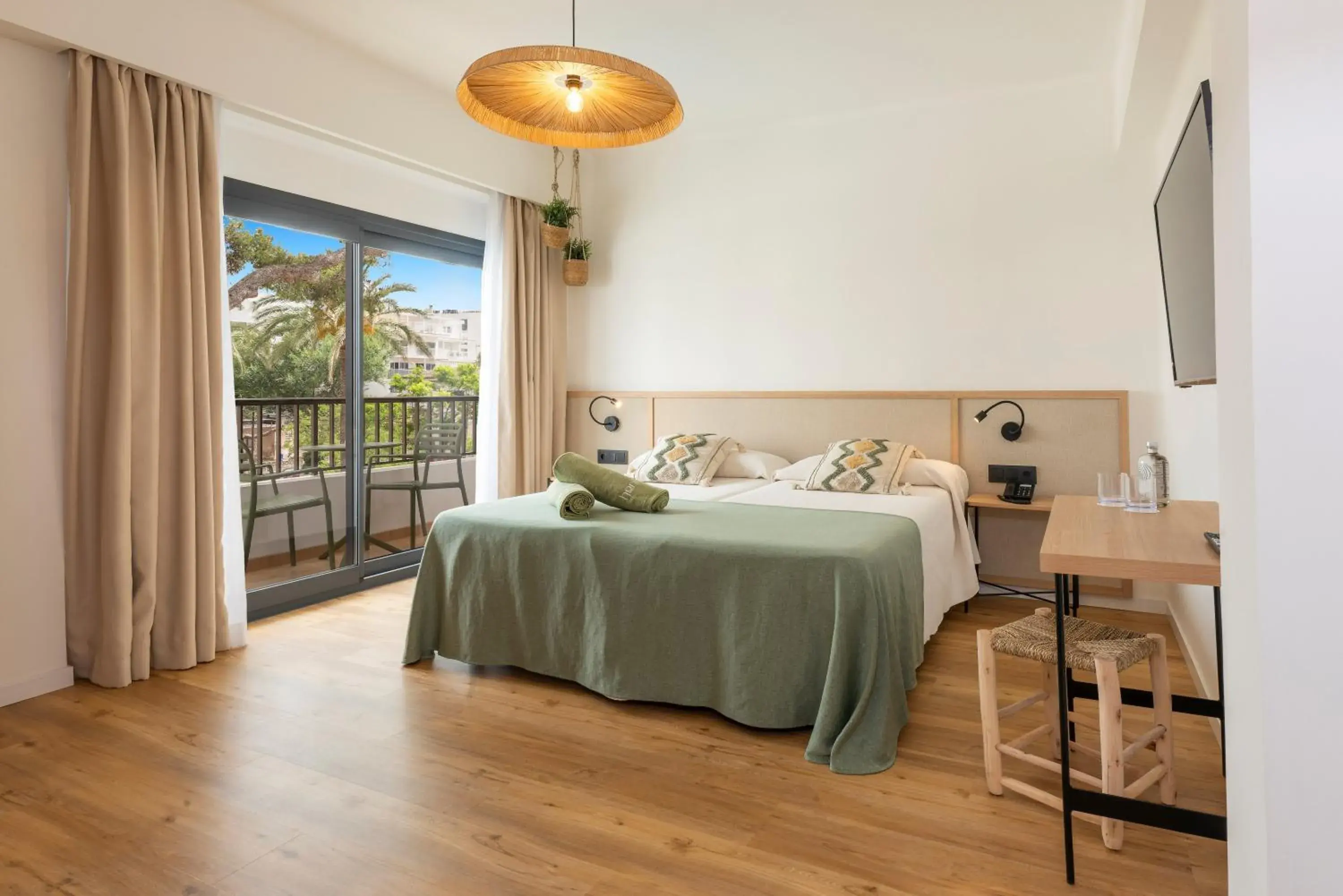 Double Room with Pool View - Unlimited Brunch in Copaiba by Honne Hotels - Adults Only Double Room with Pool View - Unlimited Brunch in Copaiba by Honne Hotels - Adults Only