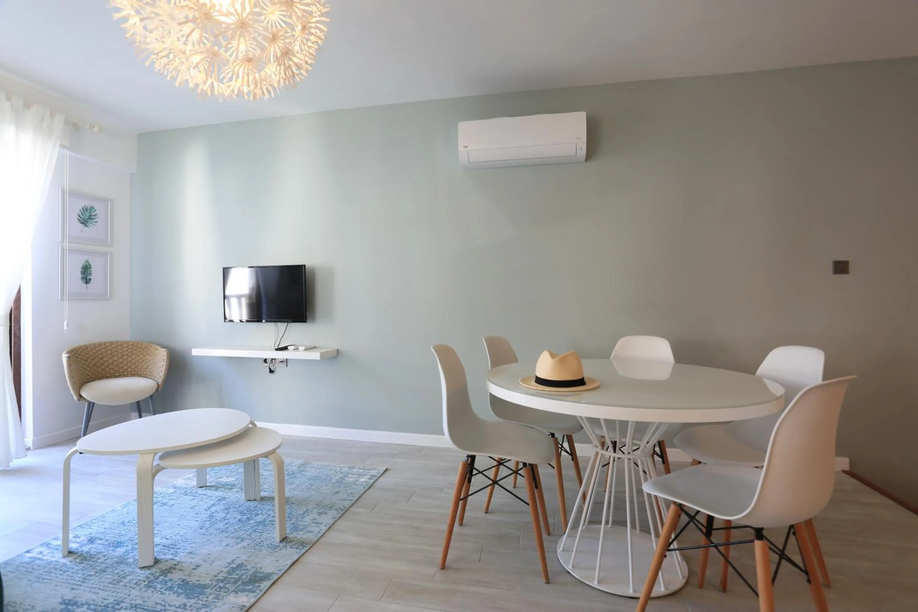 TV and multimedia in Verde Suites Akyaka