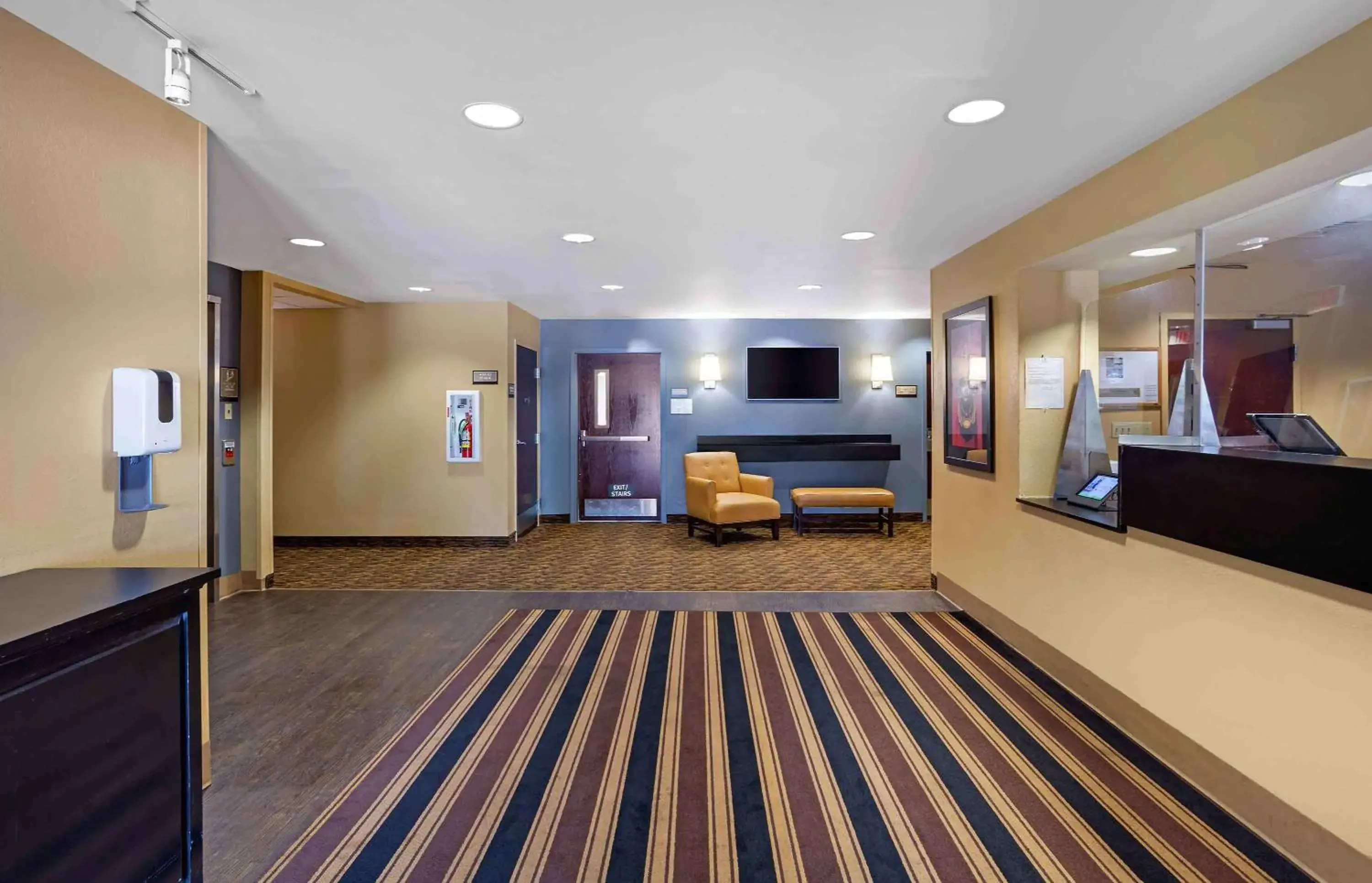 Lobby or reception in Extended Stay America Suites - Fishkill - Westage Center Lobby or reception in Extended Stay America Suites - Fishkill - Westage Center