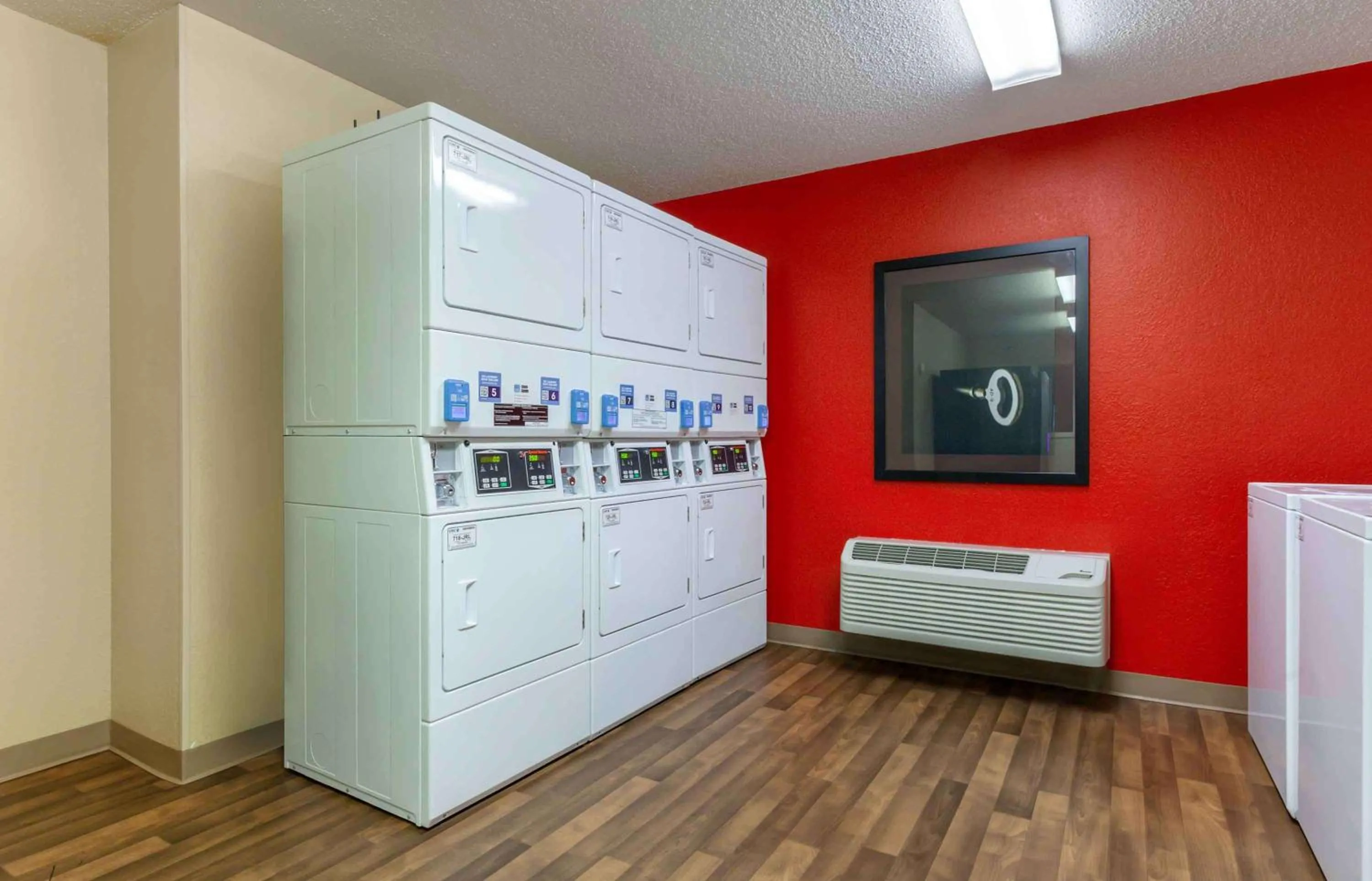 Property building in Extended Stay America Suites - Rockford - I-90