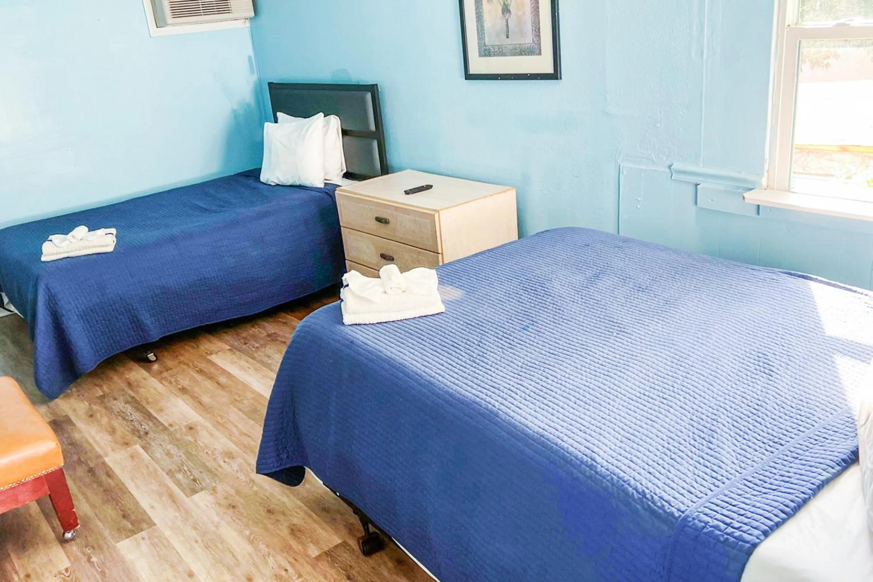 Bedroom in Crepe Myrtle by OYO