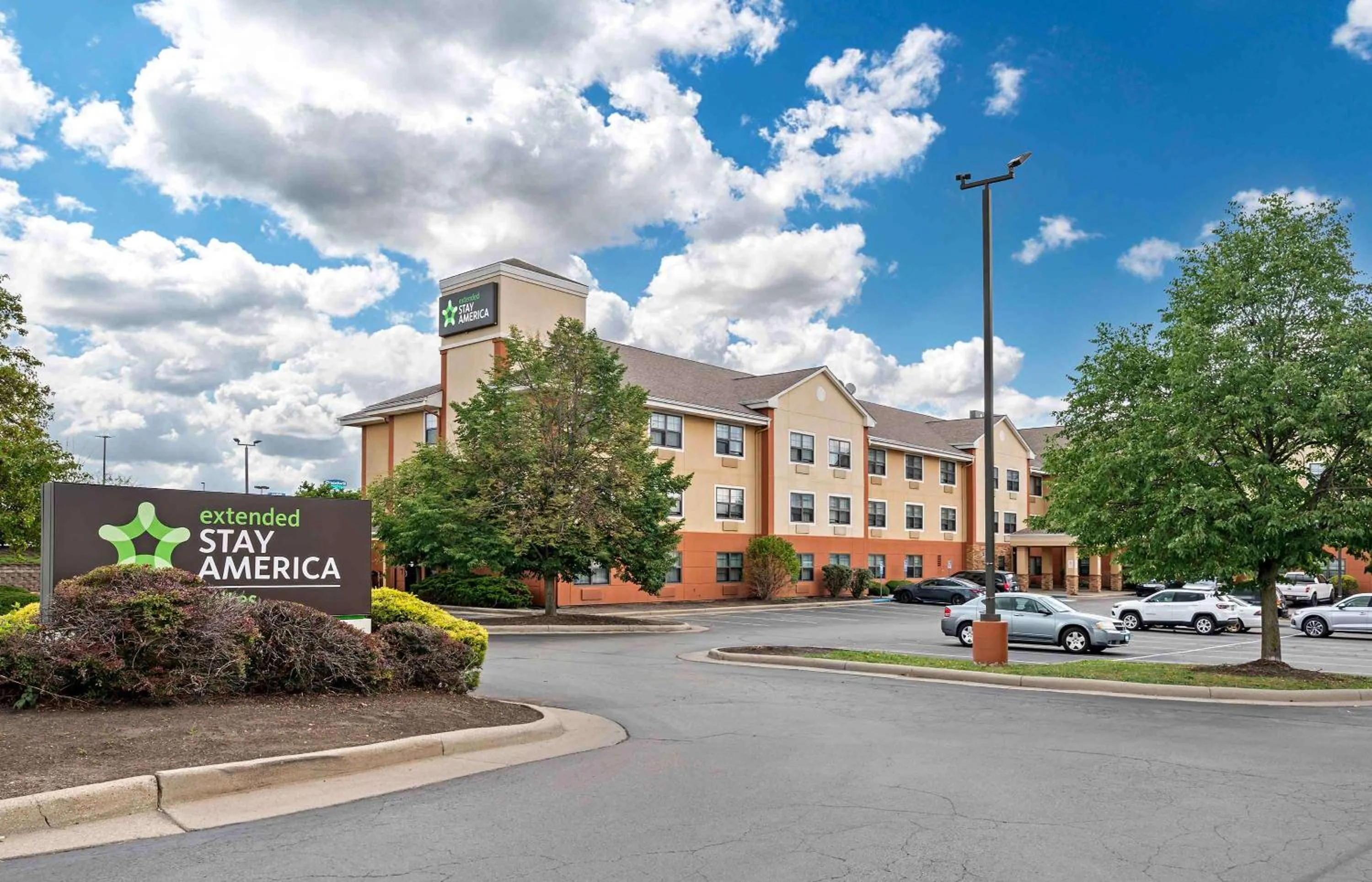Property building in Extended Stay America Suites - Dayton - North