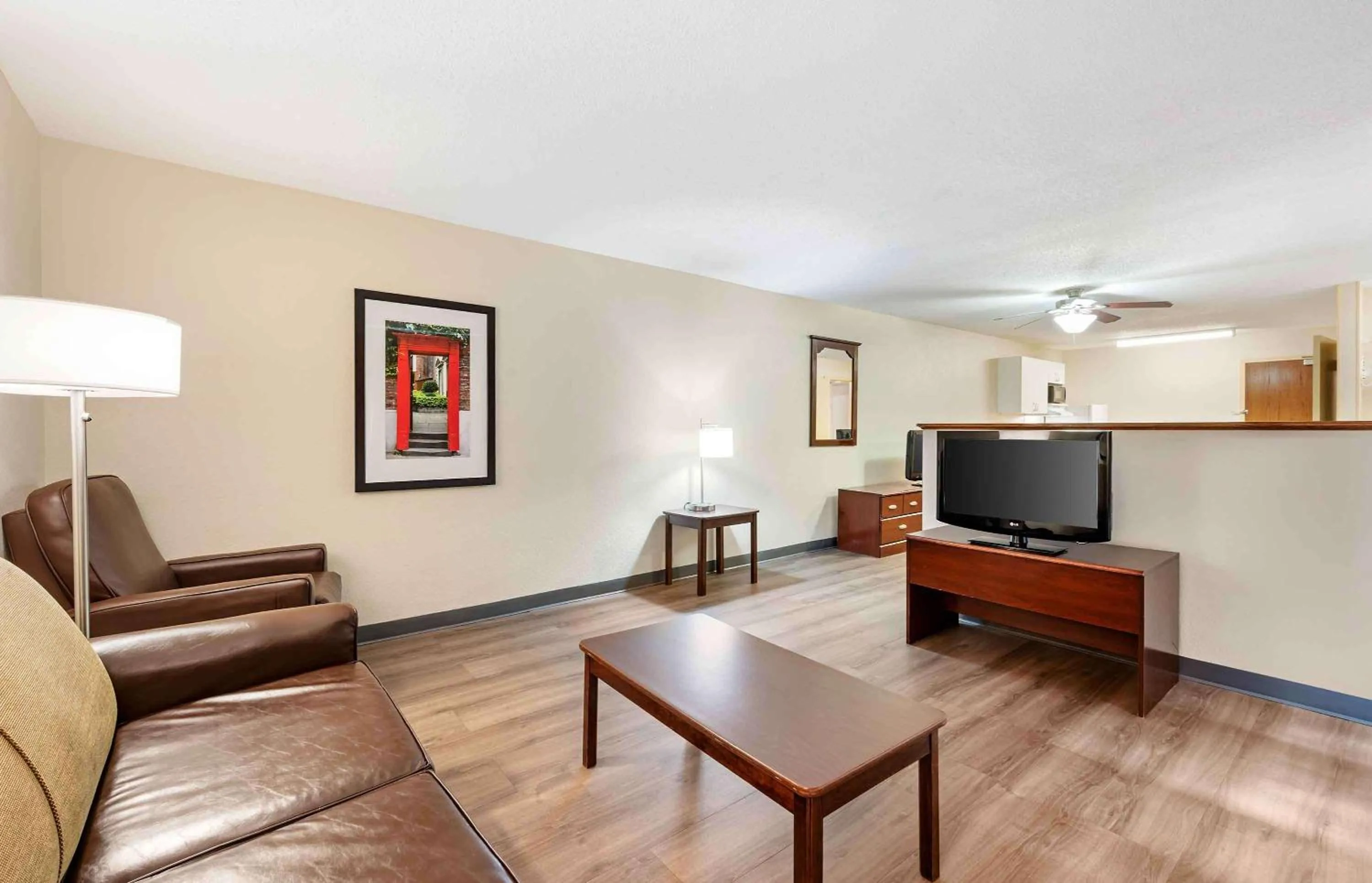 Bedroom in Extended Stay America Suites - Dayton - North