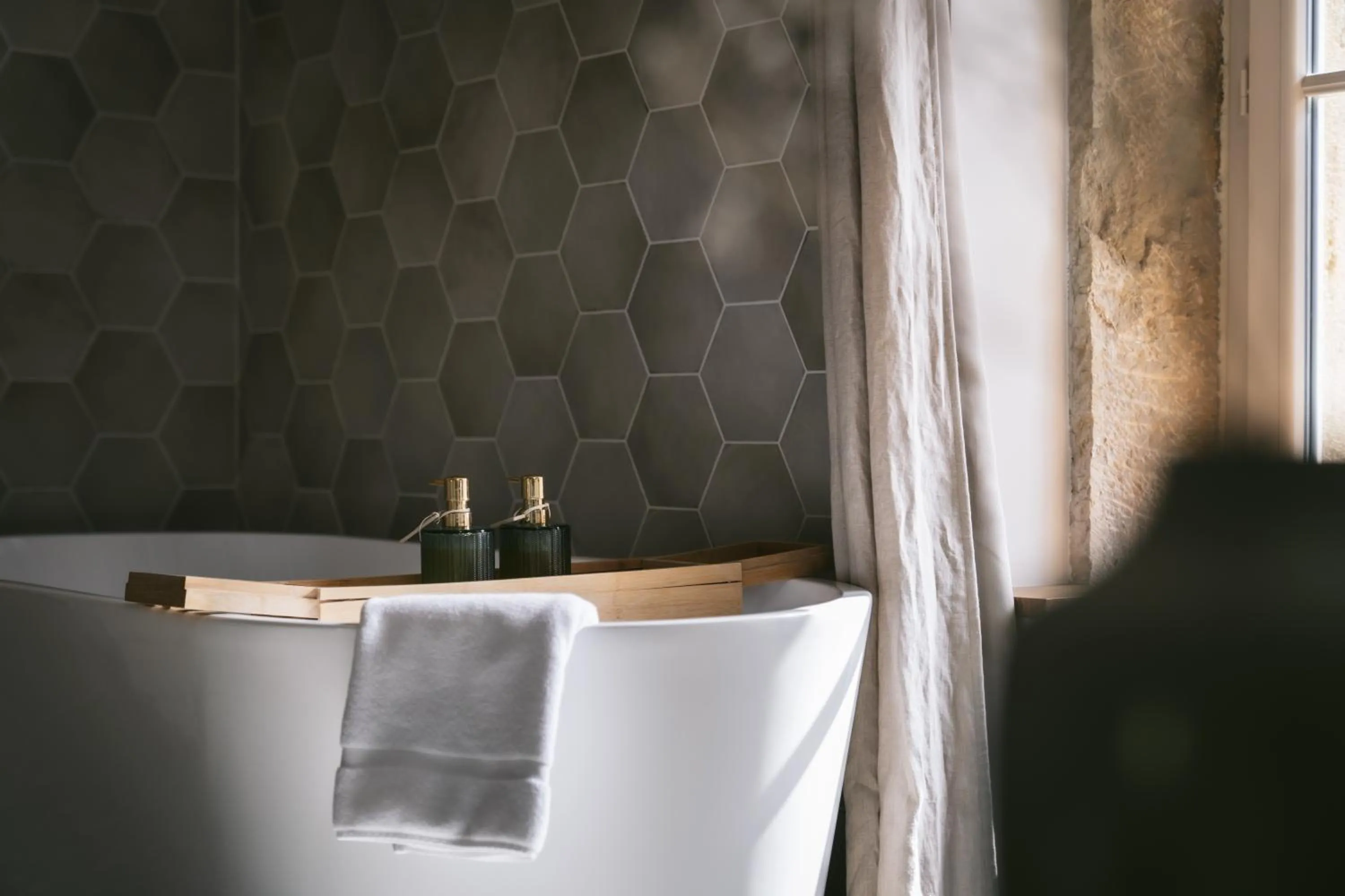 Bathroom in Tomette Singulière