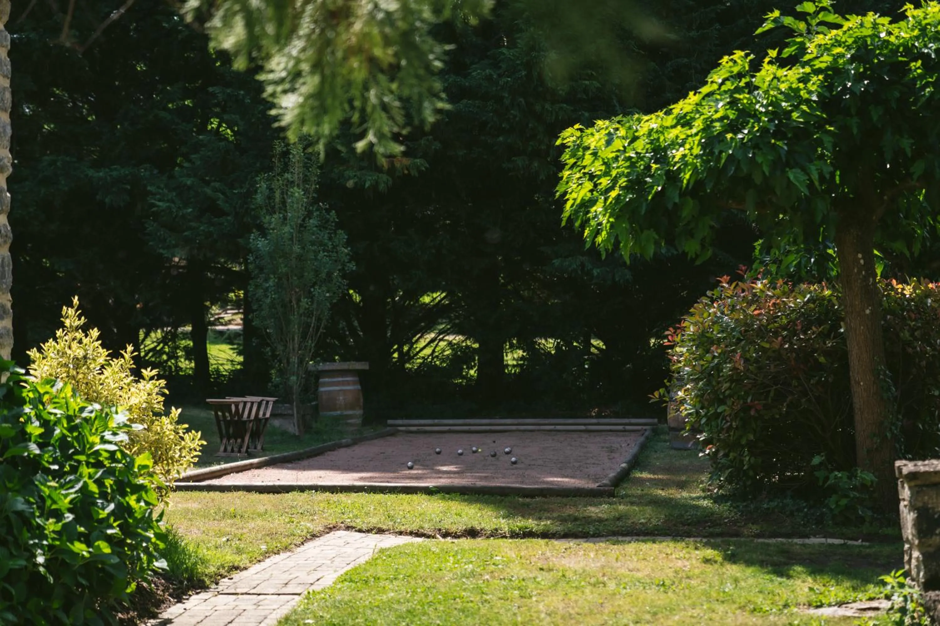 Garden in Tomette Singulière