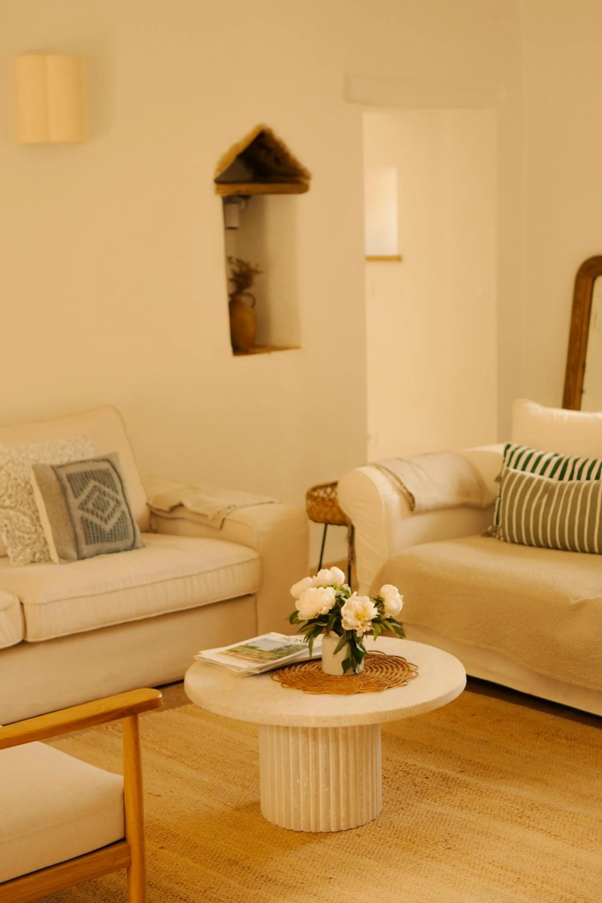 Living room in Tomette Singulière