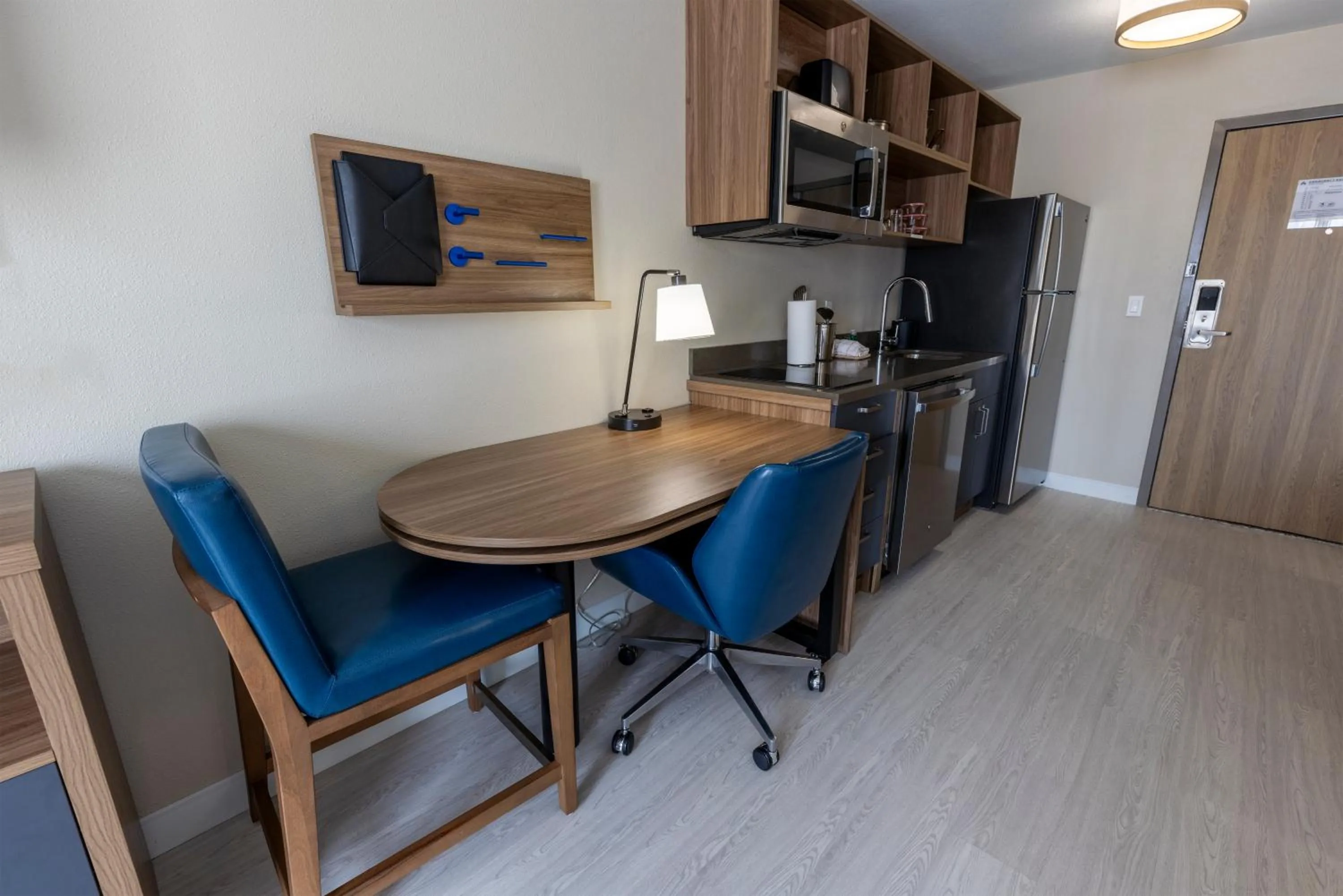 Kitchen or kitchenette in Sonesta ES Suites Lafayette Airport