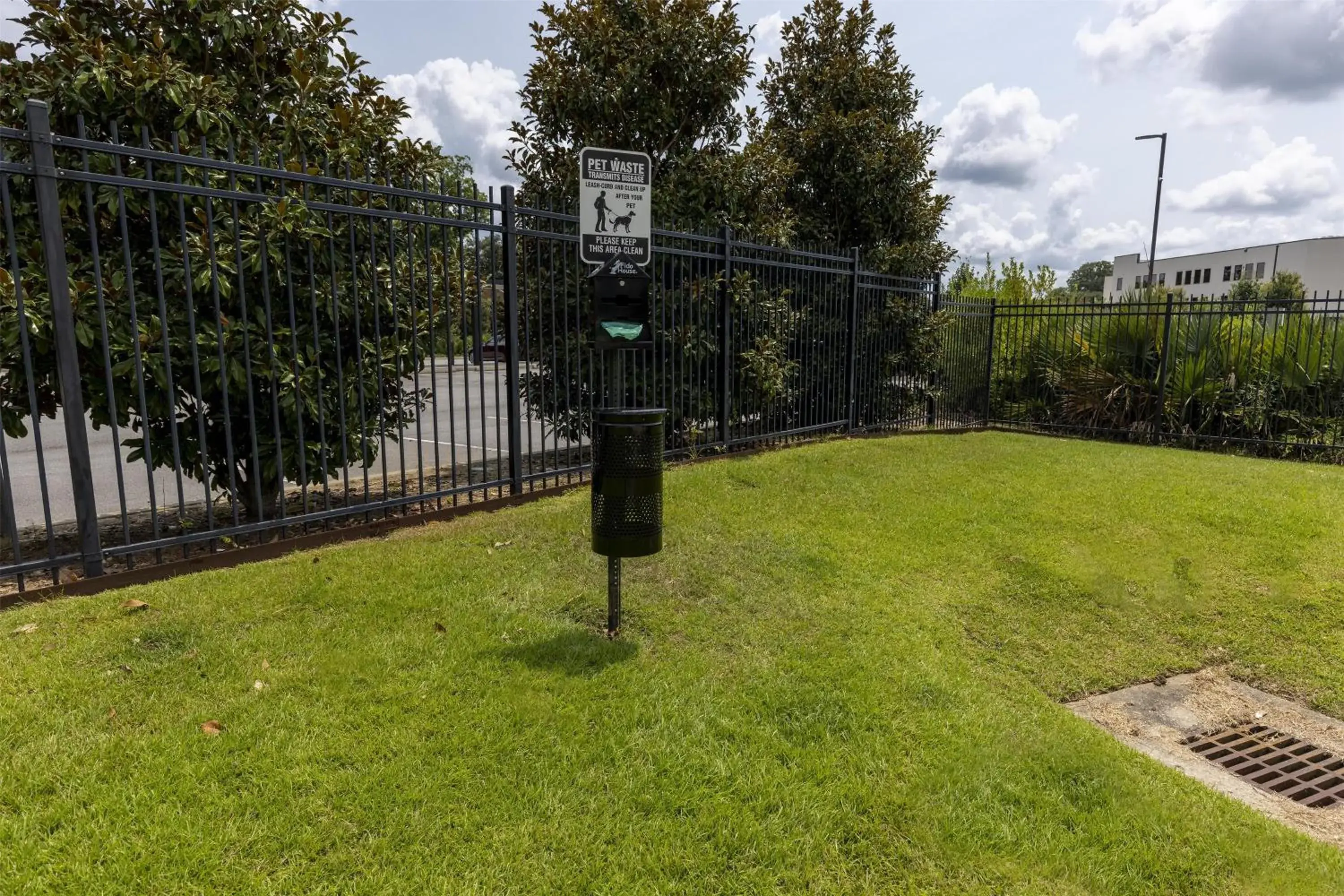 Property building in Sonesta ES Suites Lafayette Airport Extended Stay Property building in Sonesta ES Suites Lafayette Airport Extended Stay