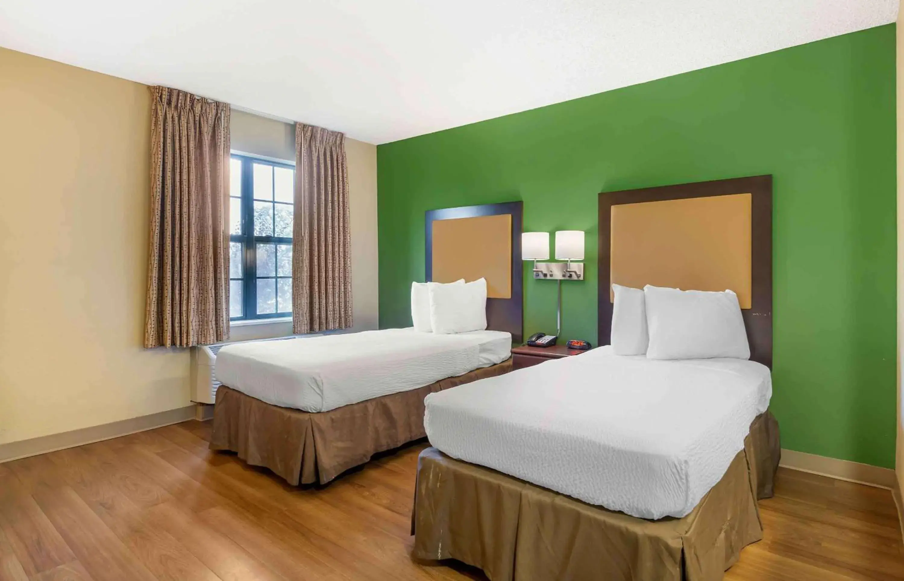 Studio with 2 Twin Beds - Non-Smoking in Extended Stay America Suites - Seattle - Everett - North Studio with 2 Twin Beds - Non-Smoking in Extended Stay America Suites - Seattle - Everett - North