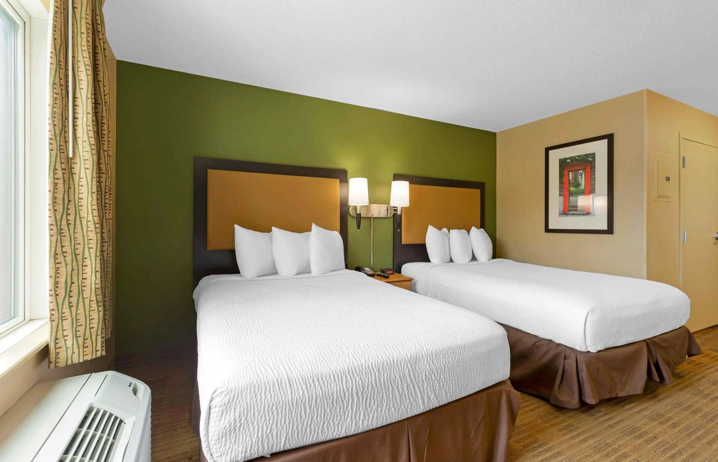 Bedroom, Bed in Extended Stay America Suites - Columbia - Laurel - Ft Meade