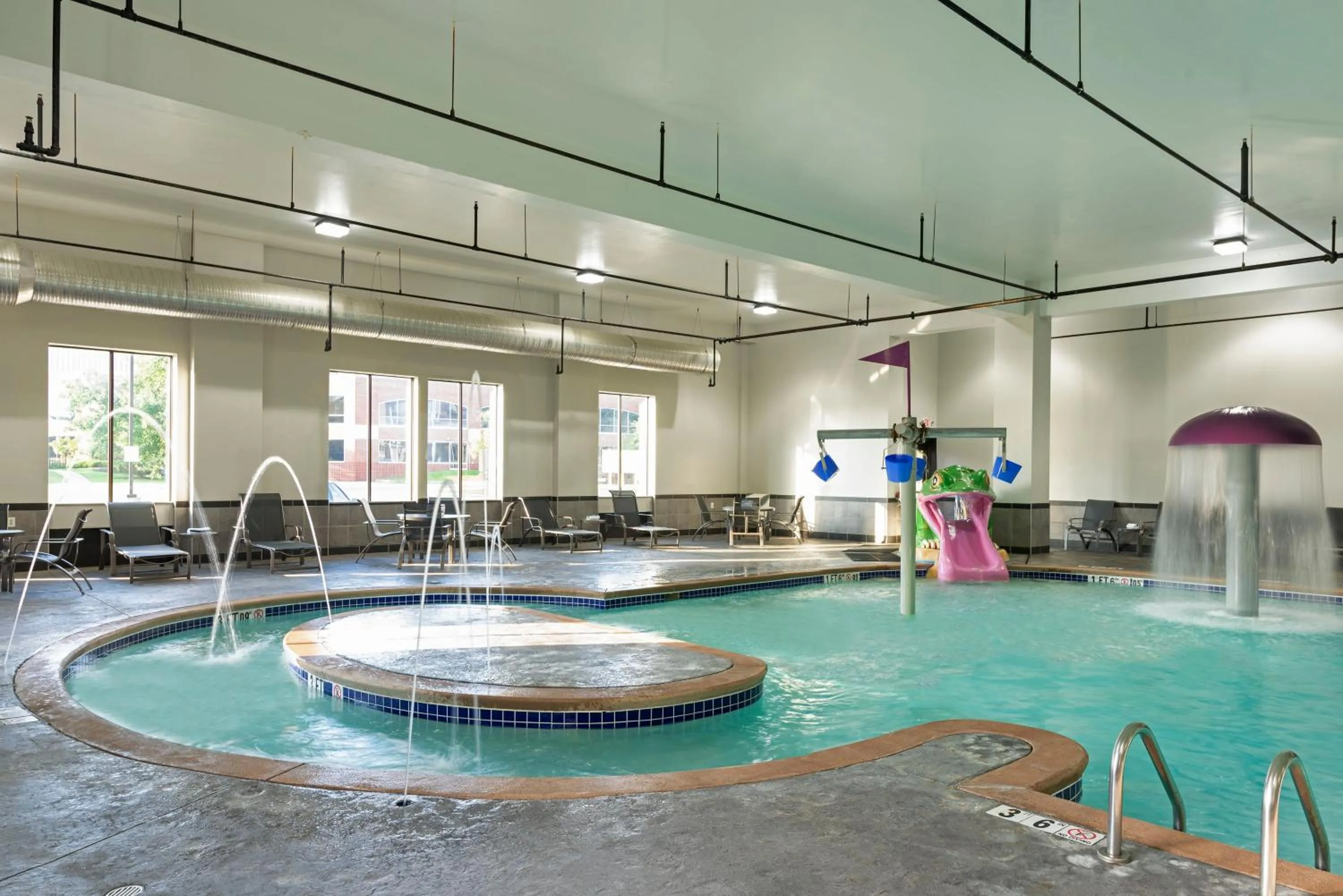Swimming pool in Holiday Inn Express & Suites Columbus - Polaris, an IHG Hotel