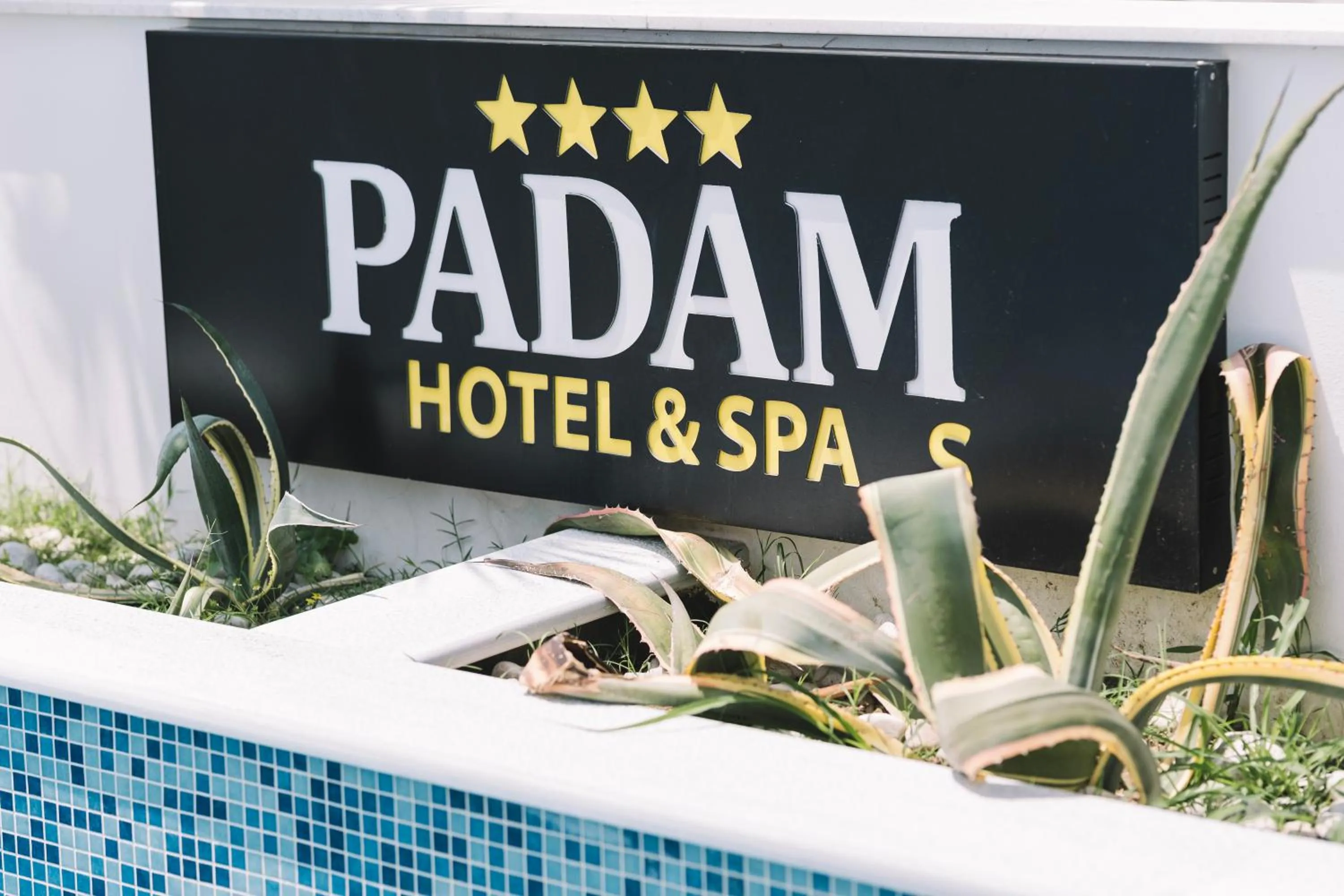 Padam Hotel & SPA