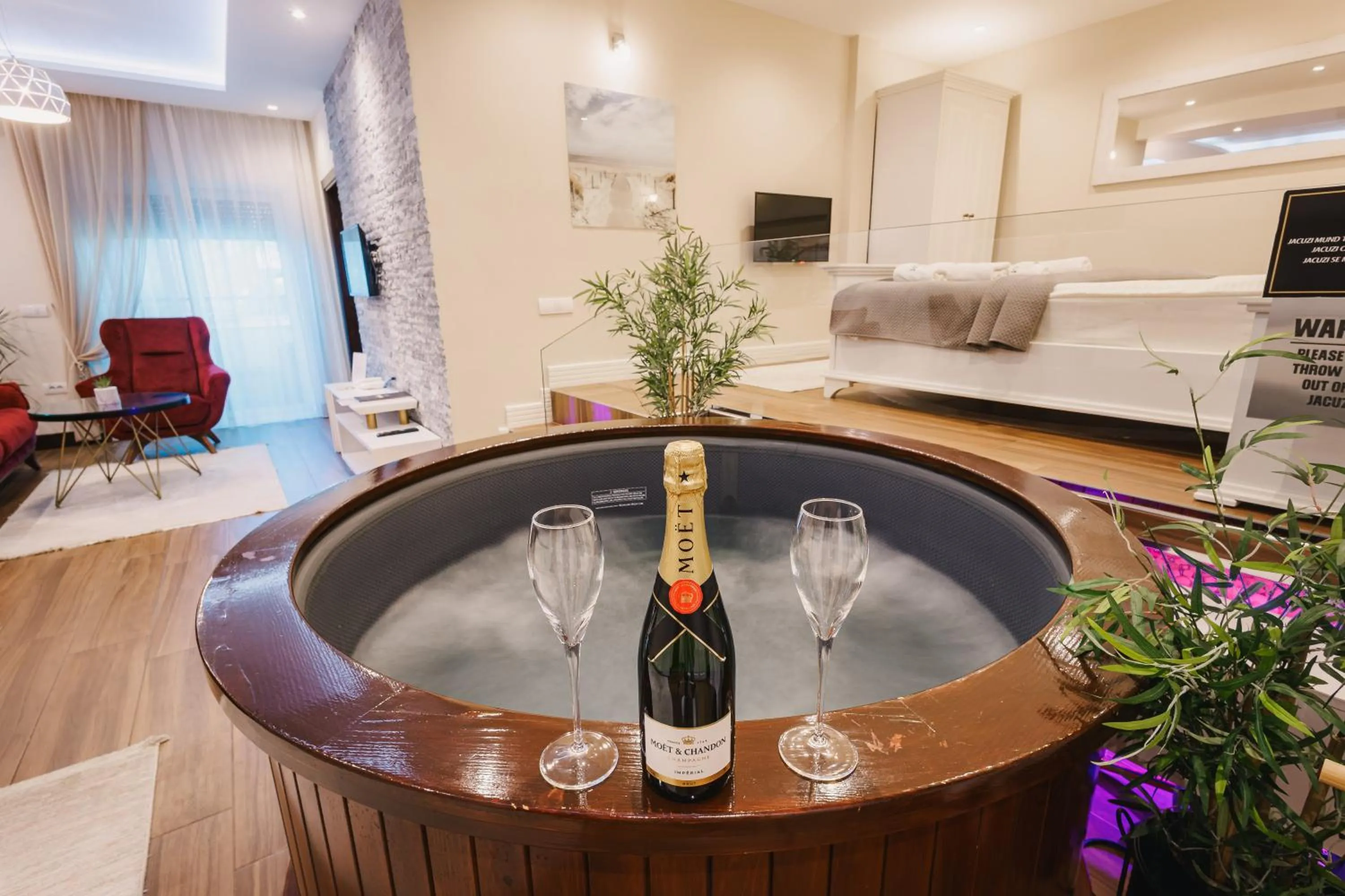 Bed in Padam Hotel & SPA