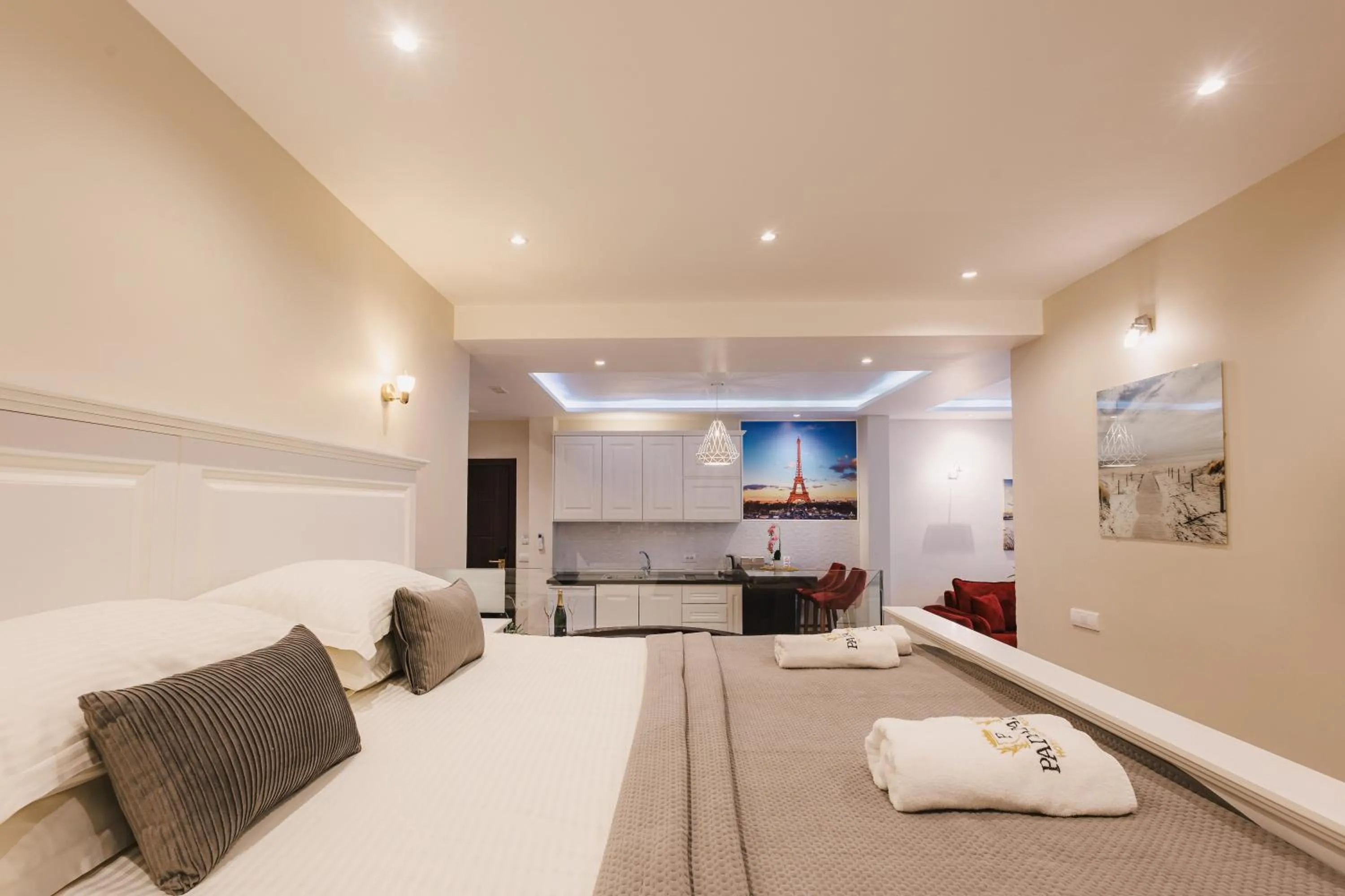 Bed in Padam Hotel & SPA