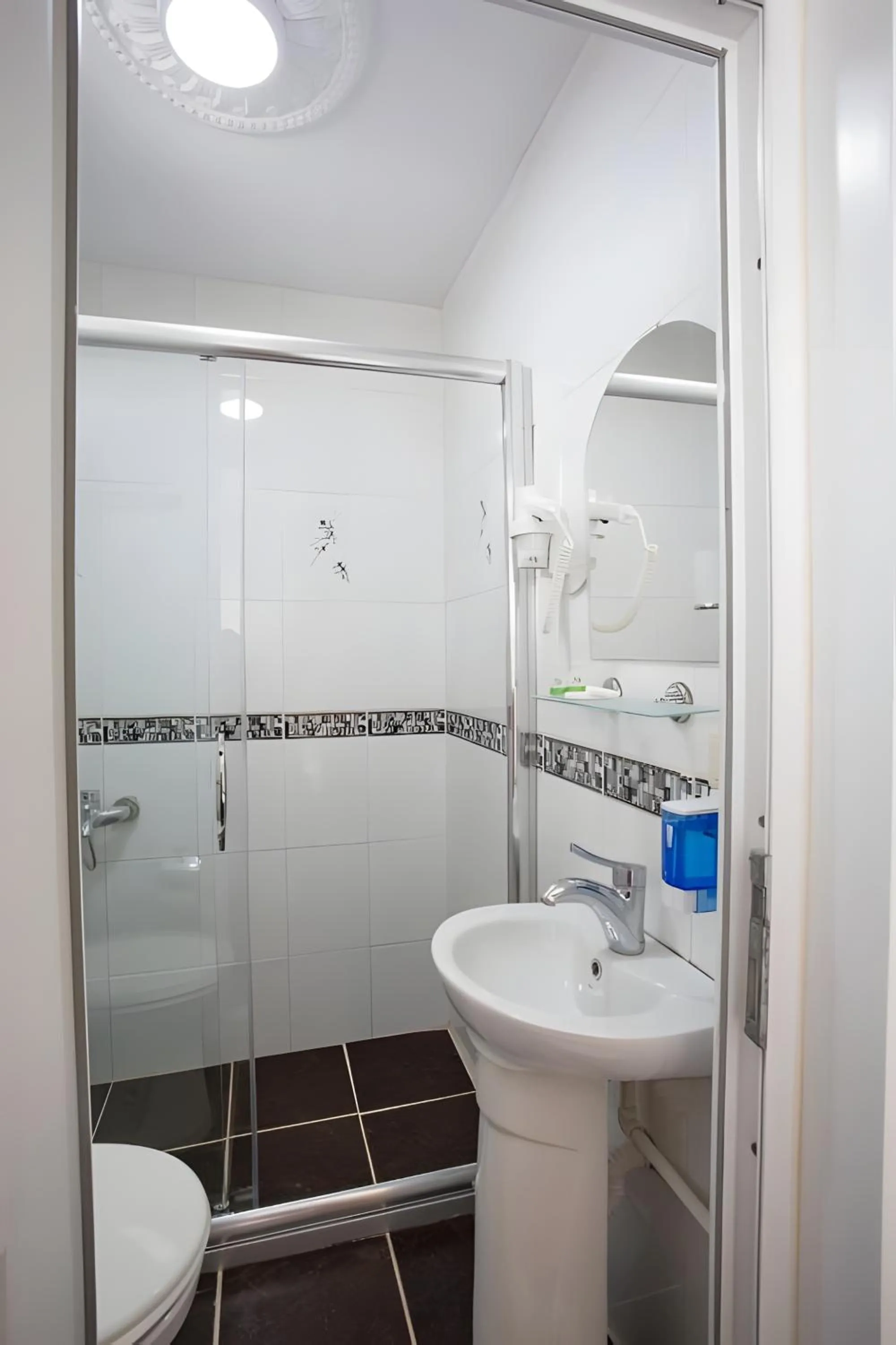 Shower in Sofia Corner Hotel