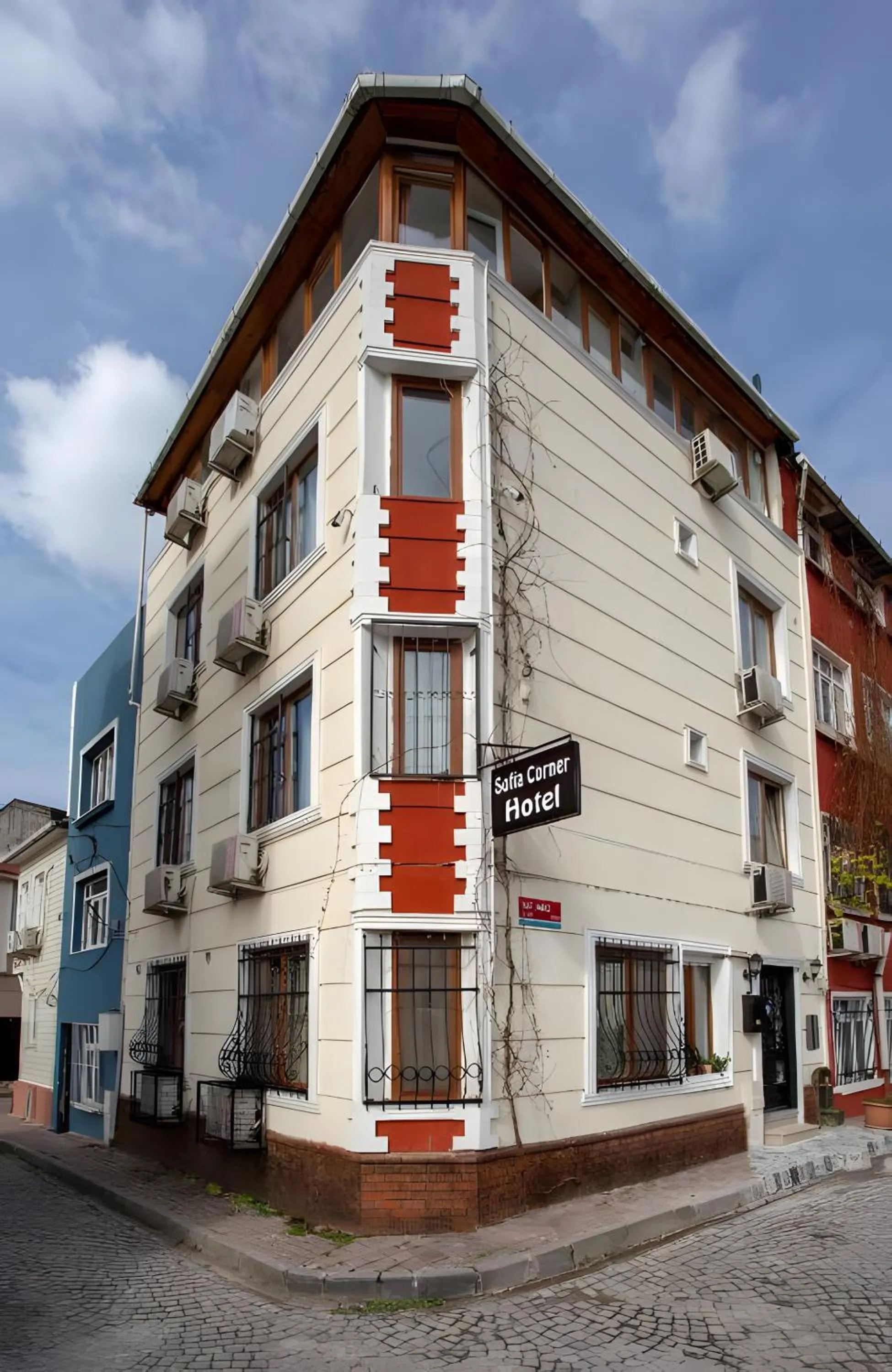 Property building in Sofia Corner Hotel